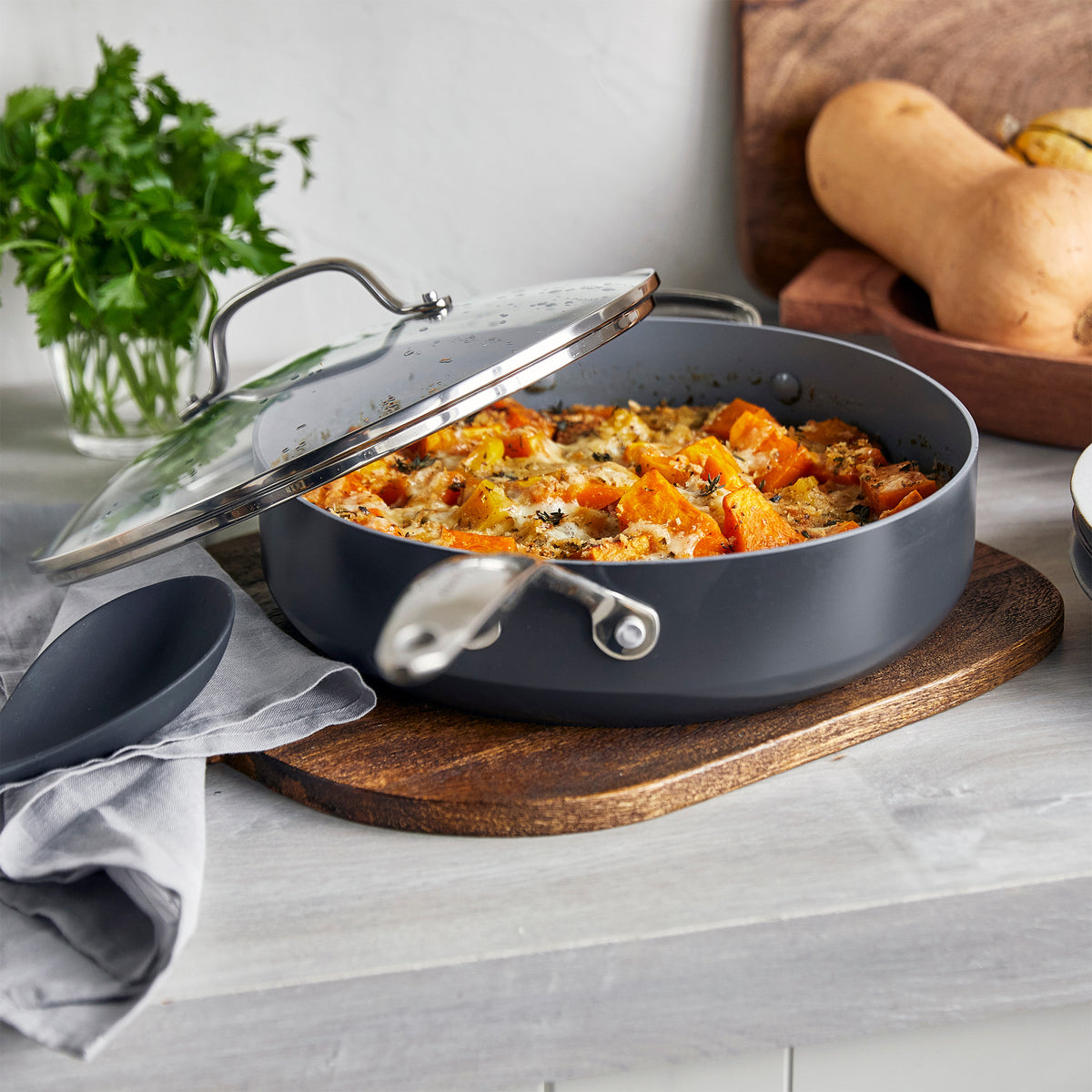 Valencia Pro Ceramic Nonstick 4.5 Quart Sauté Pan with Lid - Healthy Cooking, Frying & Sautéing - Perfect for Stovetop & Oven Use