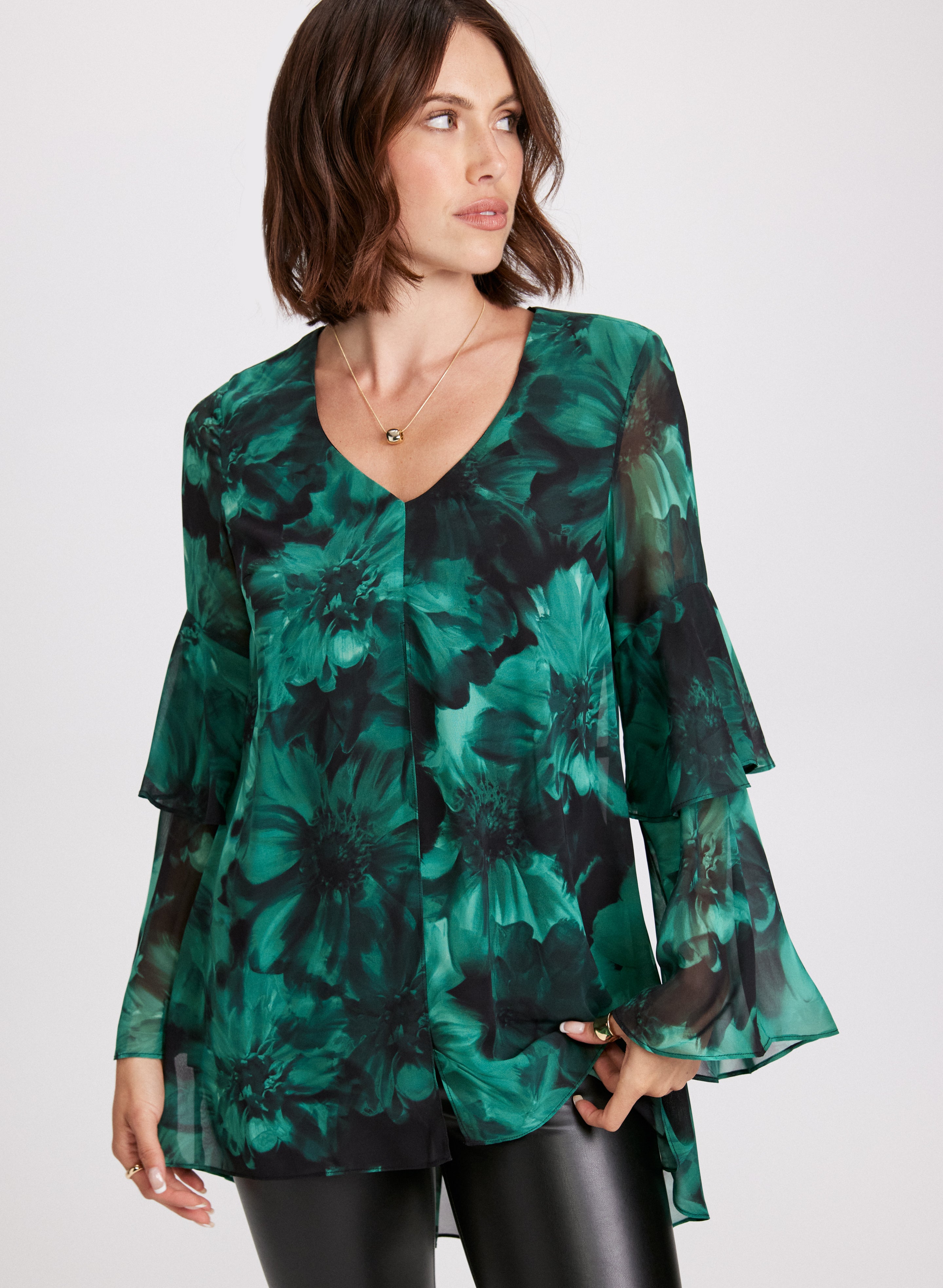 Floral Print Tiered Blouse for Women - Elegant Ruffled Tunic Top with Flowy Sleeves - Perfect for Spring Summer Outfits, Office Wear & Date Nights