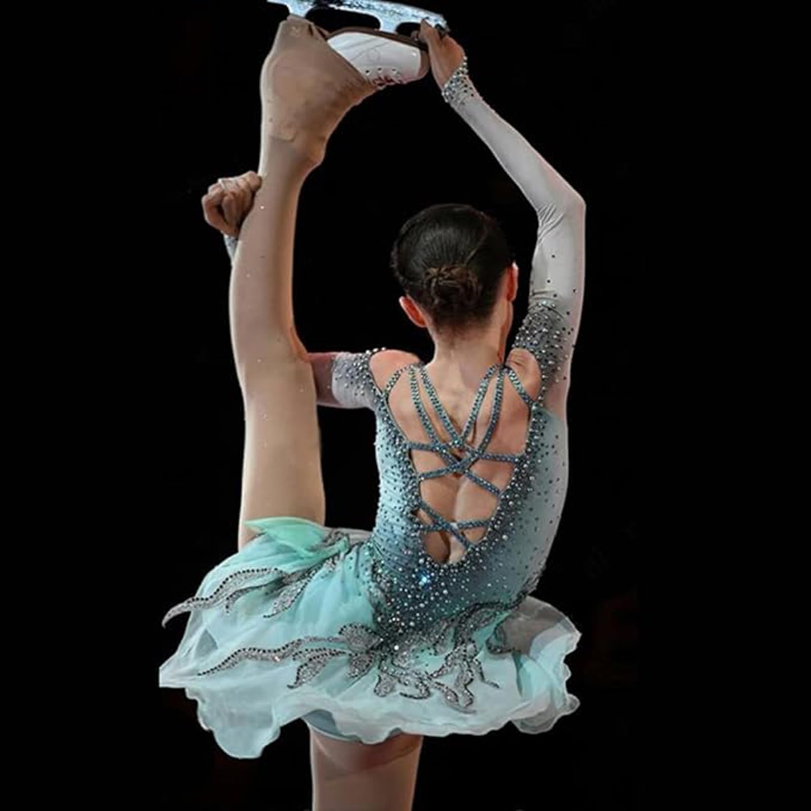 LIUHUO Girls Figure Skating Competition Dress - Kids White Ice Skating Performance Outfit for Competitions & Shows | Perfect for Ice Shows, Recitals & Winter Sports Events