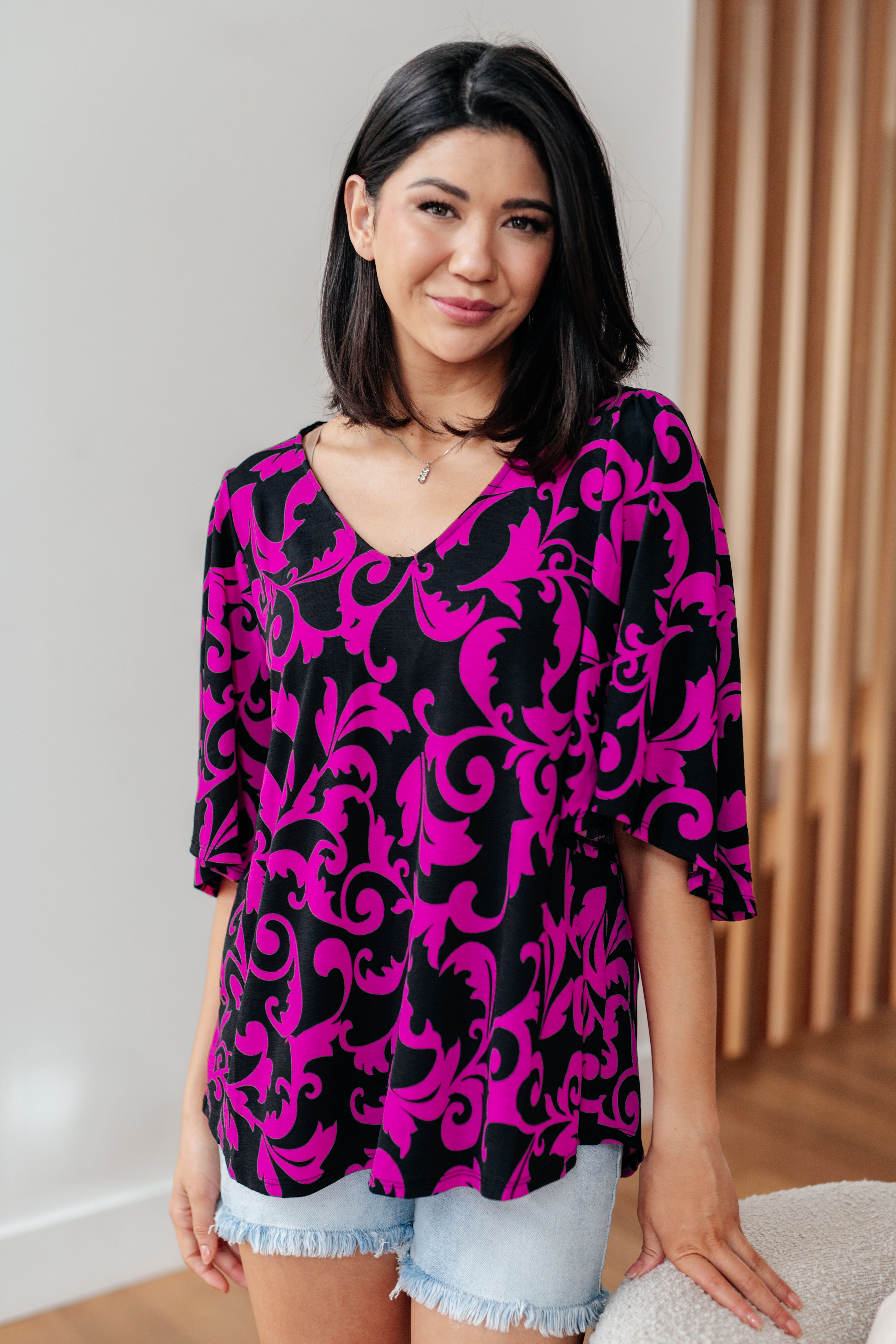 Stylish Magenta V-Neck Casual Top for Women - Perfect for Everyday Wear, Office & Date Nights
