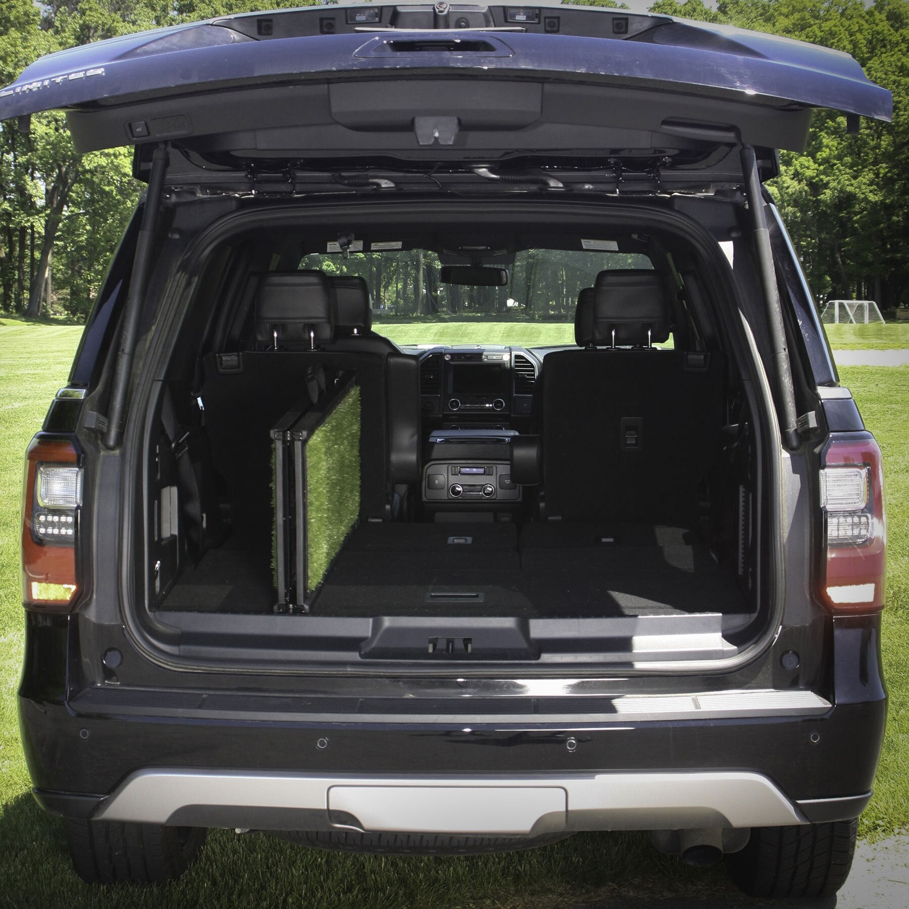 Gen7Pets Natural Step Ramp for Dogs & Cats - Portable Pet Car Ramp for SUVs, Trucks & High Vehicles - Non-Slip Surface for Safe Loading - Perfect for Travel, Vet Visits & Outdoor Adventures