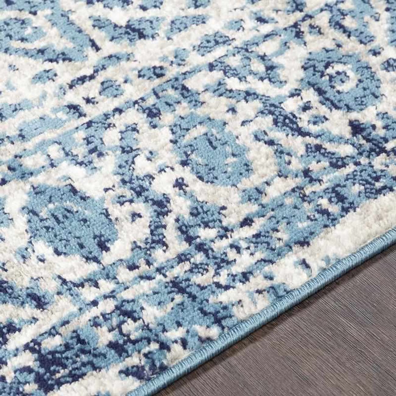 Mark&Day 5ft Round Emma Traditional Sky Blue Area Rug - Soft Blue & White Carpet for Living Room, Bedroom, Kitchen - 5'3