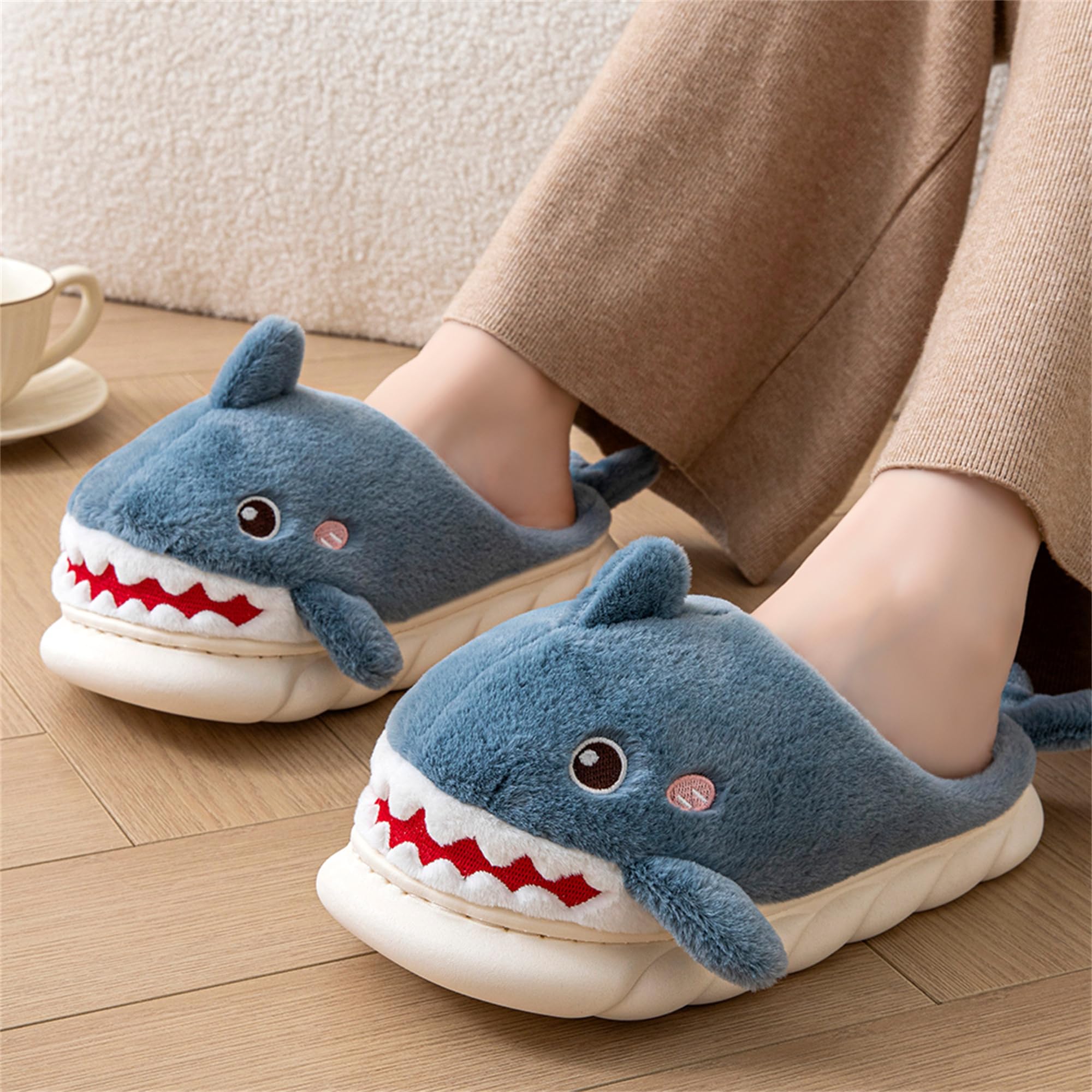 LANFIRE Women's Shark Slippers - Soft Plush Warm Winter House Shoes for Women - Cozy Indoor/Outdoor Home Slippers for Lounge, Bedroom & Gift Giving
