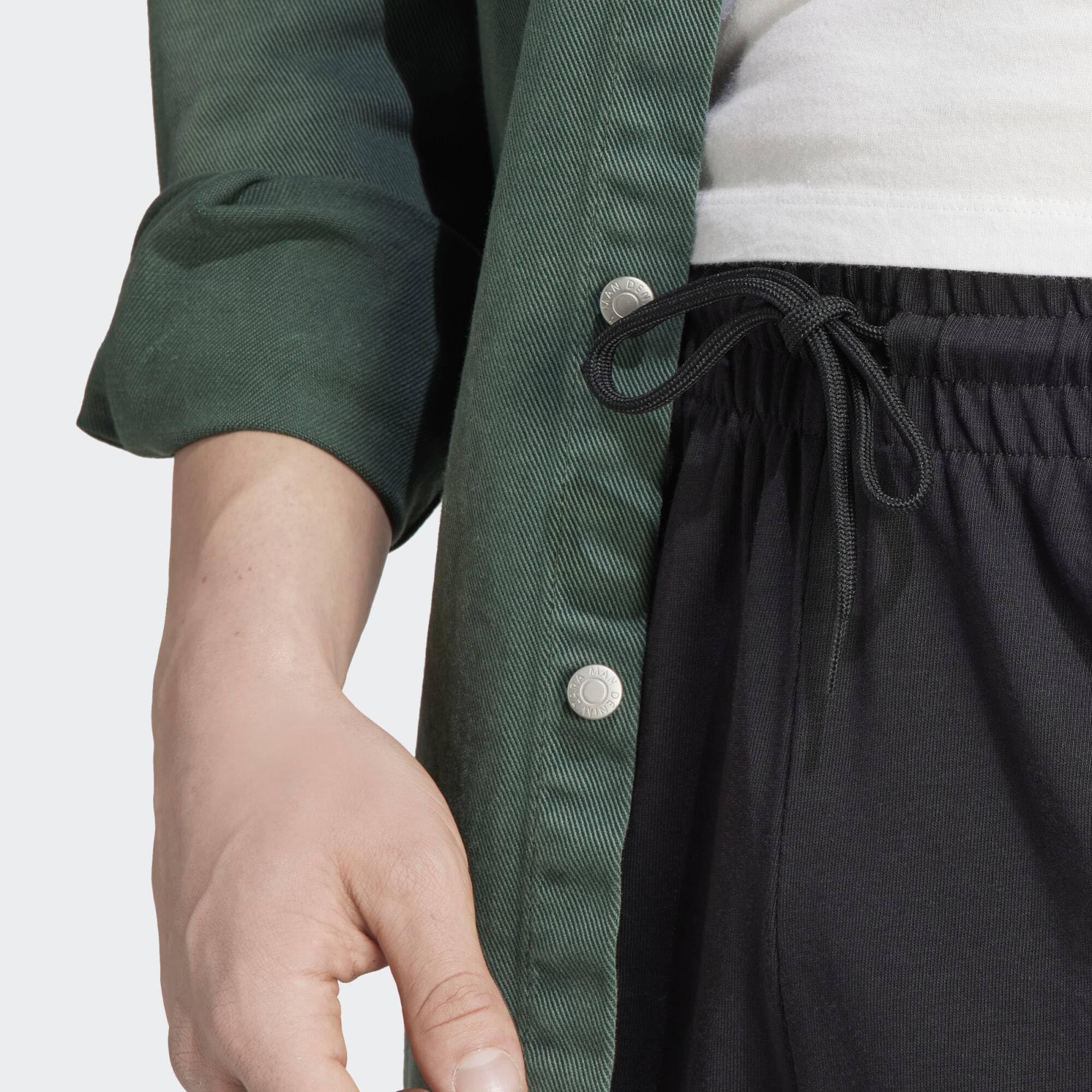 Adidas Men's Aeroready Essentials Linear Logo Shorts - Moisture-Wicking, Breathable & Comfortable for Running, Gym & Casual Wear