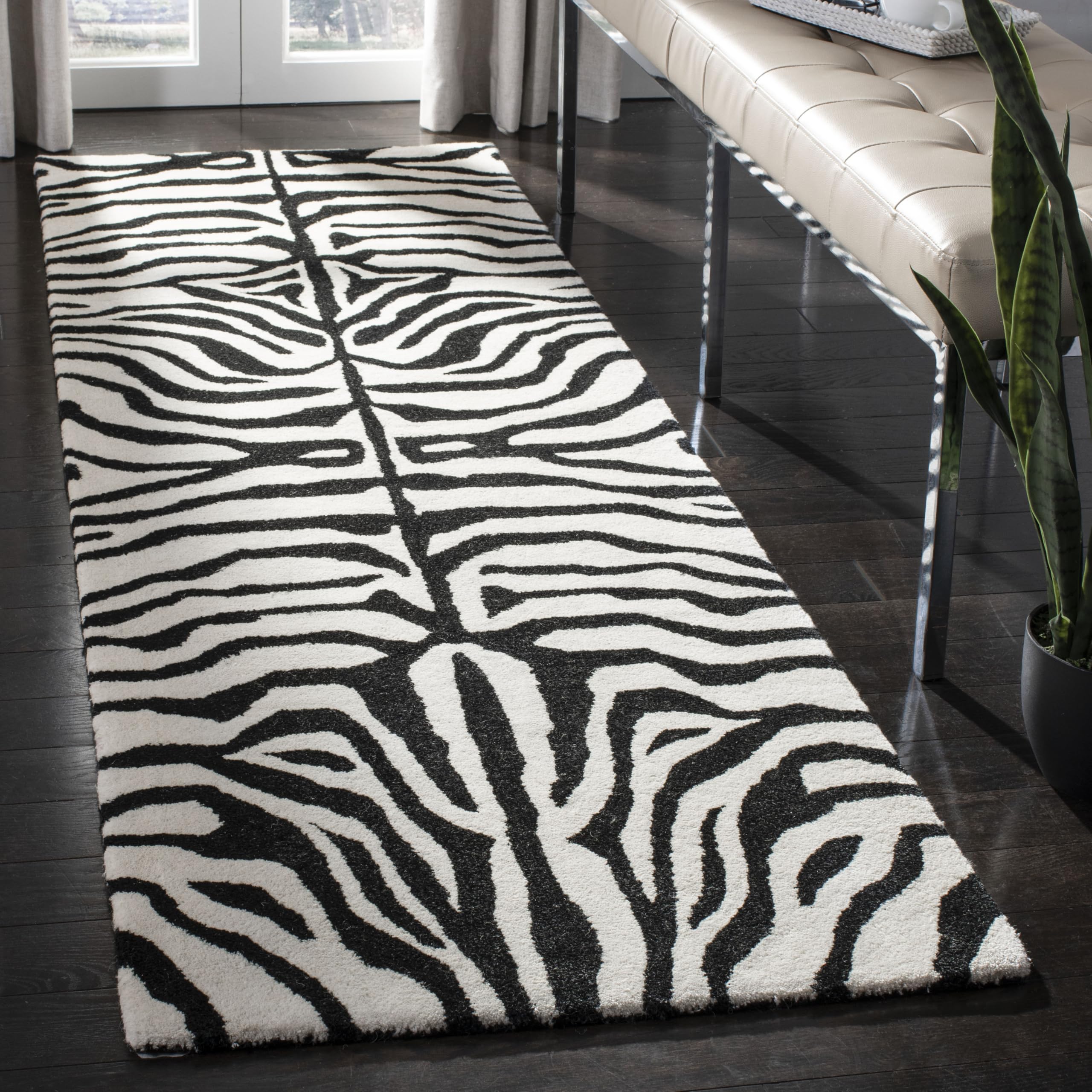 SAFAVIEH Soho Collection 2'6