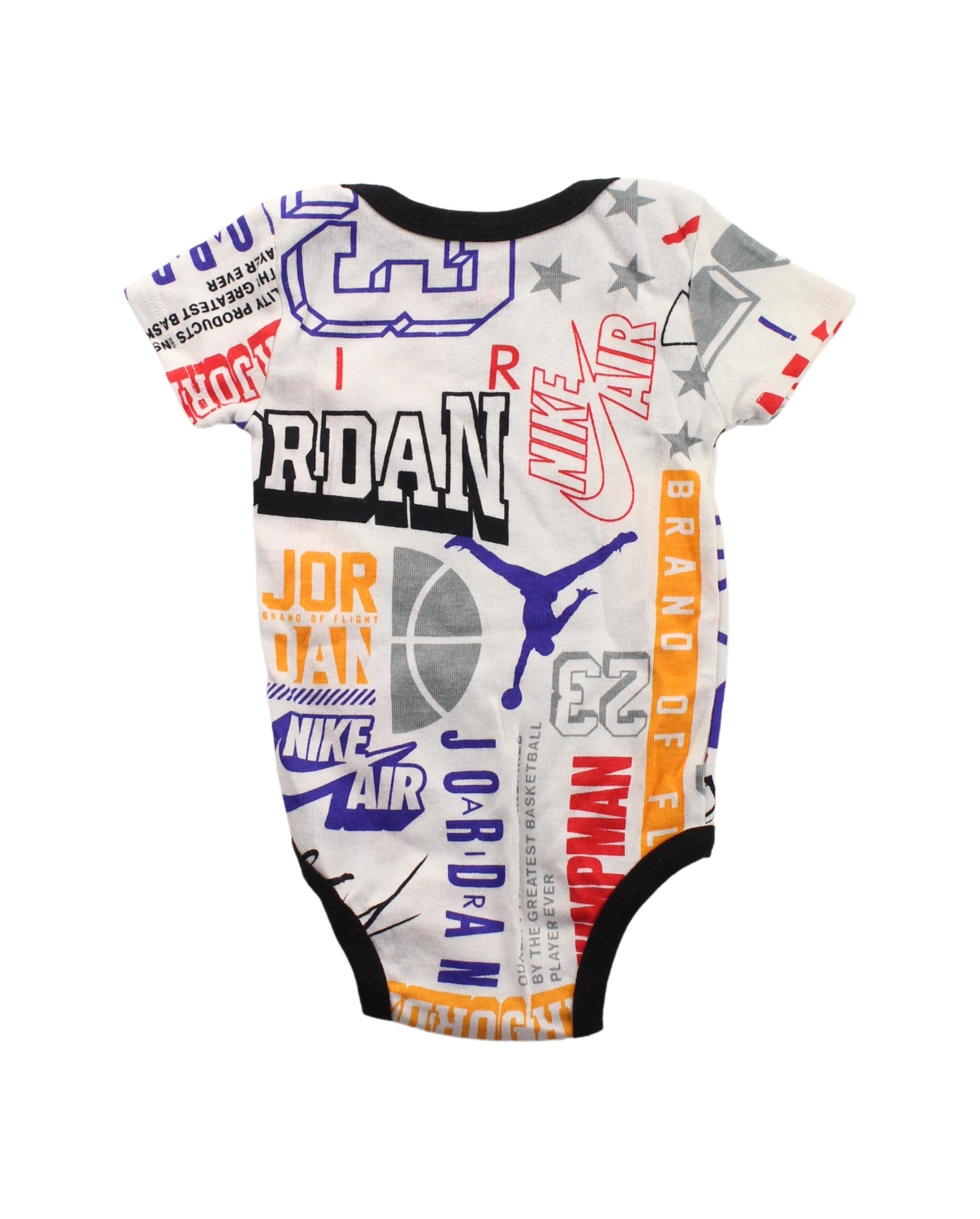 Air Jordan Short Sleeve Baby Bodysuit for Boys & Girls - 0-6 Months - Soft Cotton Onesie for Infants - Perfect for Playtime, Family Photos & Everyday Wear
