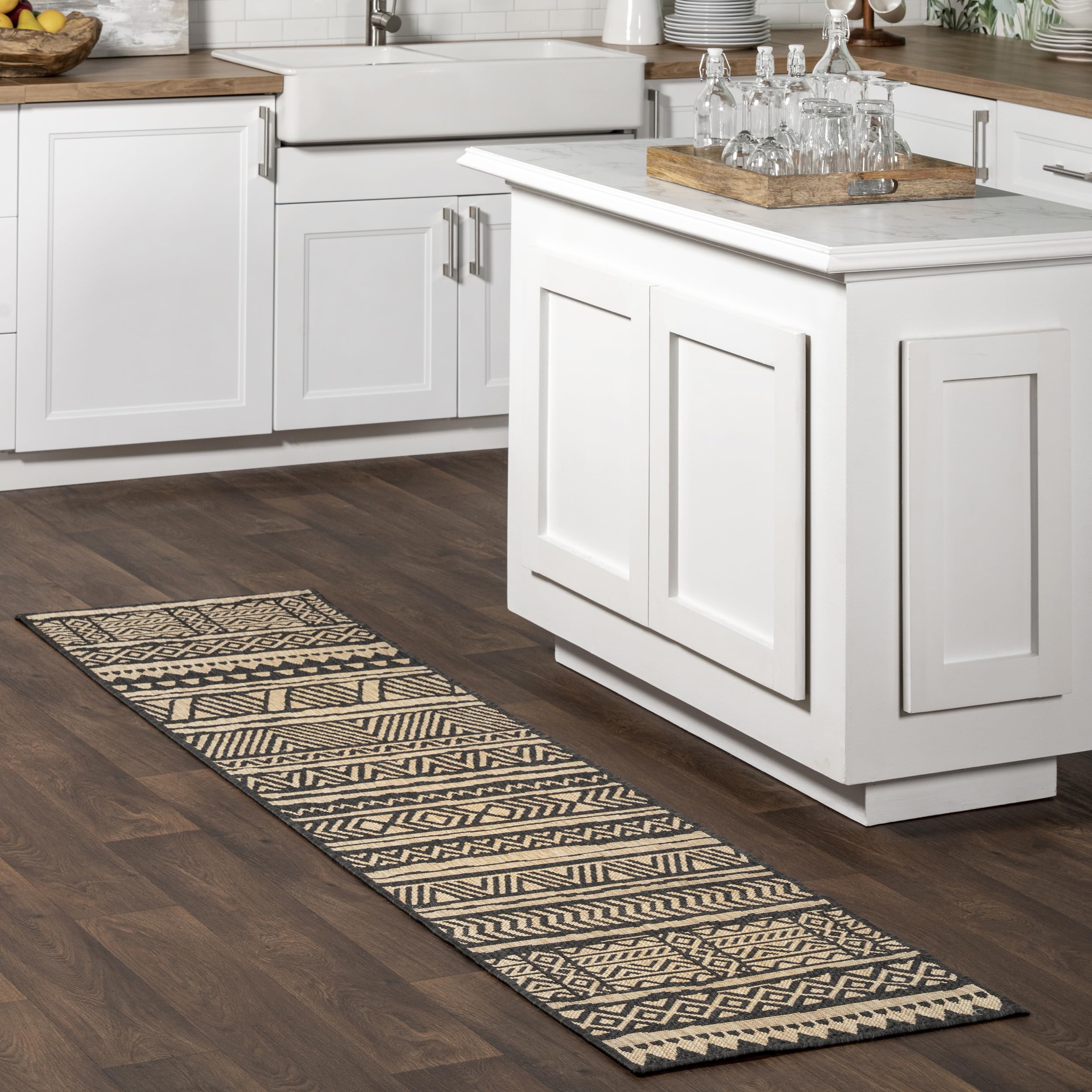 nuLOOM 2' x 8' Outdoor Performance Area Rug - Stain & Weather Resistant, High Traffic Patio & Balcony Rug in Abbey Charcoal | Perfect for Outdoor Living Spaces, Decks, Porches & Poolside Areas