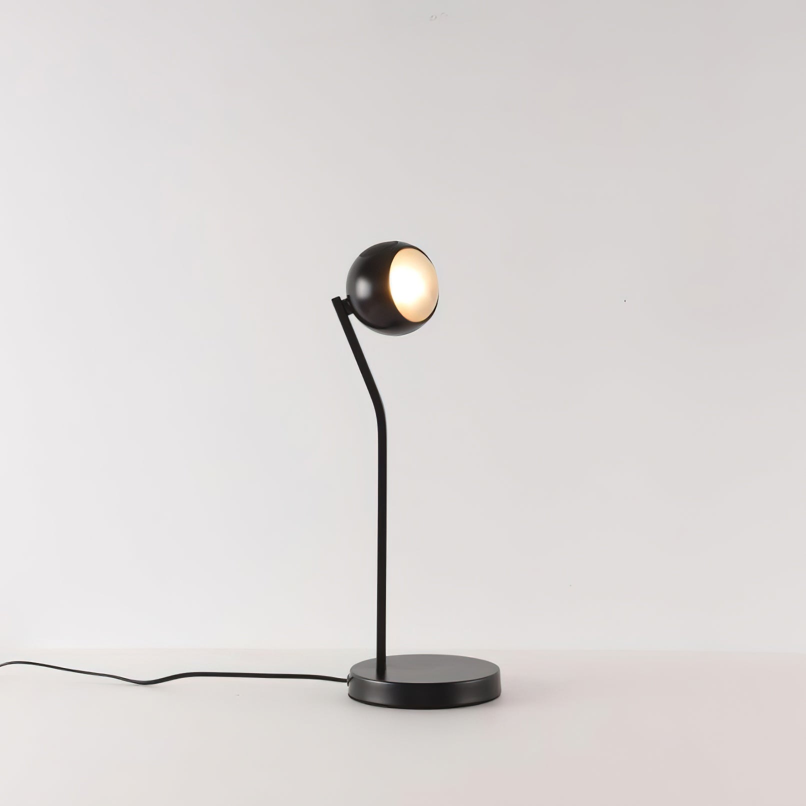 Chalfis Modern LED Table Lamp with USB Port - Adjustable Brightness for Bedroom, Living Room & Office - Stylish Nightstand Lighting for Reading & Decor