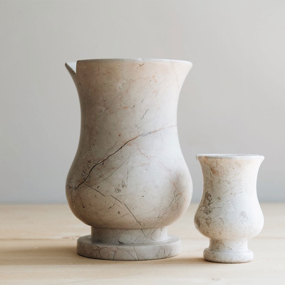 Elegant Small Marble Tulip Vase - Handcrafted Home Decor for Centerpieces, Wedding Decorations & Tabletop Displays