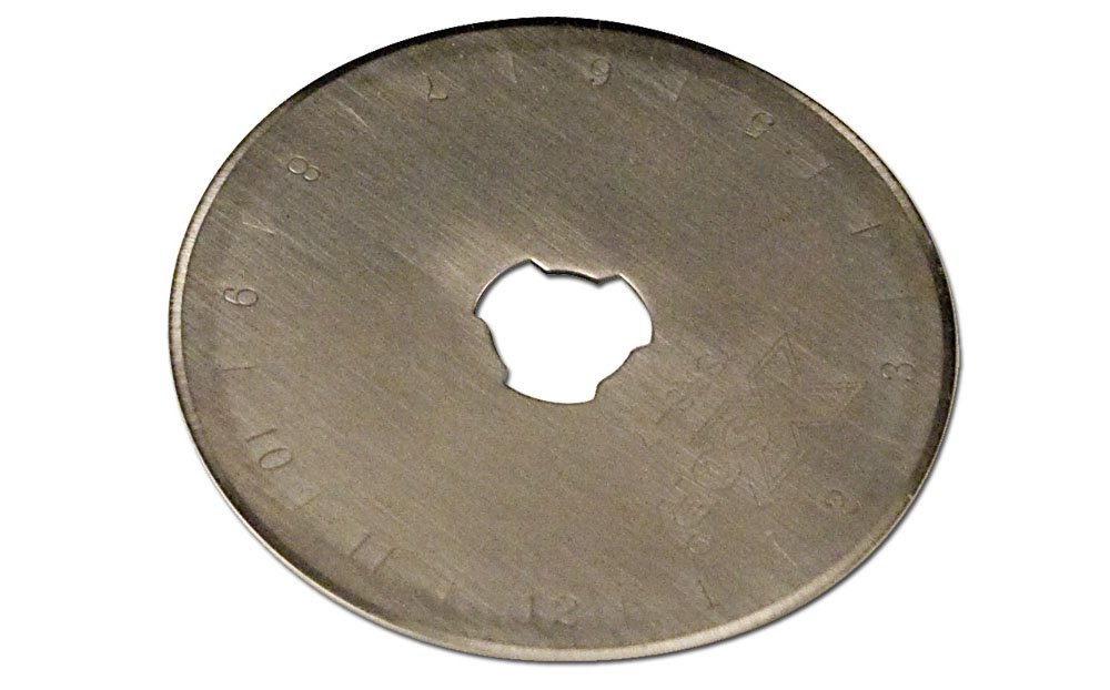 Tandy Leather Easy Grip Rotary Cutter Replacement Blade 3043-00 - Sharp Stainless Steel Blade for Leather Crafting, DIY Projects & Fabric Cutting - Perfect for Upholstery, Quilting & Sewing
