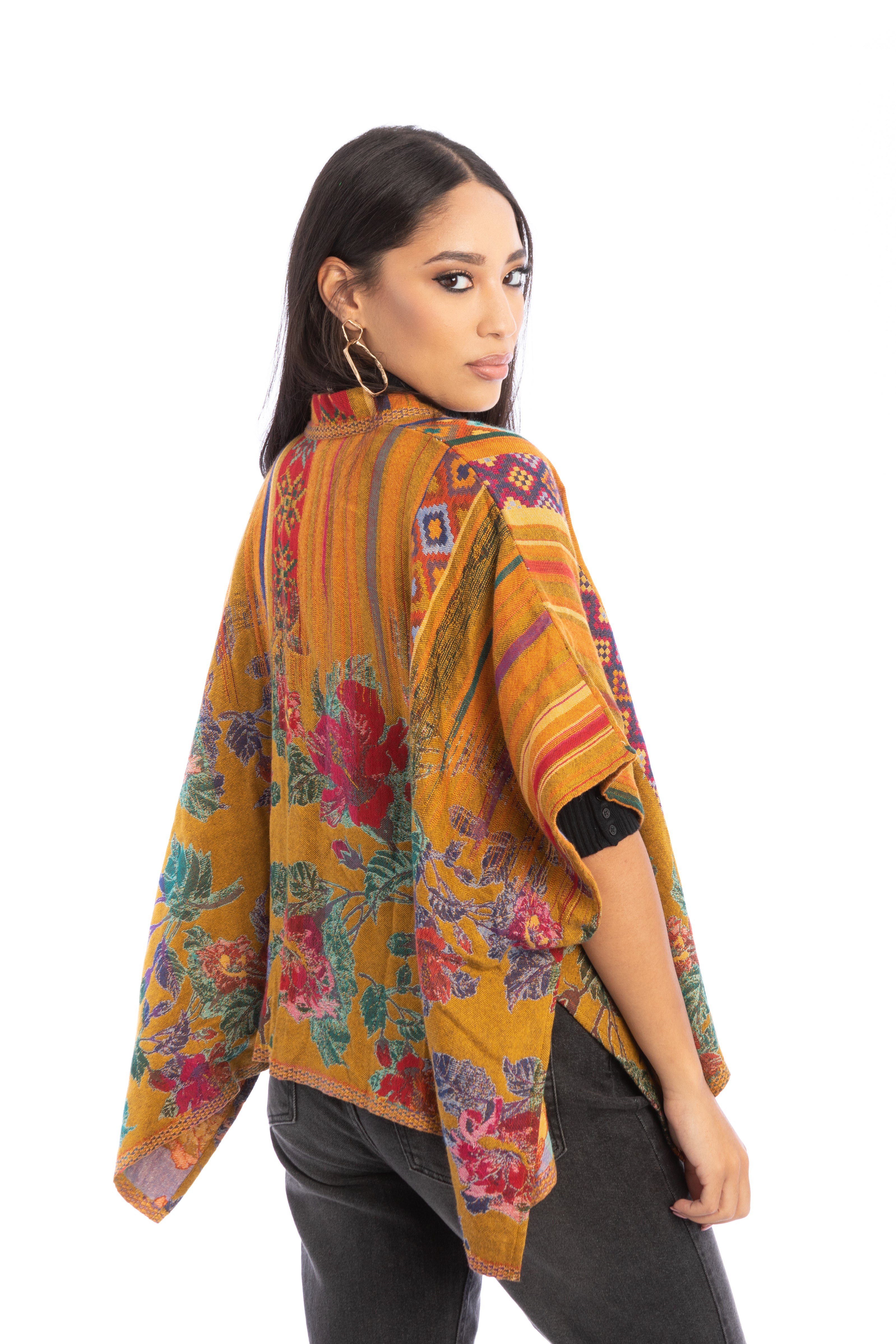 Floral Geometric Short Open Poncho - Stylish Women's Fashion Cover-Up for Spring & Summer - Perfect for Beach, Vacation, and Outdoor Activities