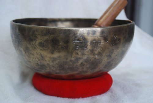 NHH 10 Inch Antique Tibetan Singing Bowl - Hand Hammered Meditation Bowl with Cushion & Striker - Perfect for Yoga, Sound Healing, and Mindfulness Practices