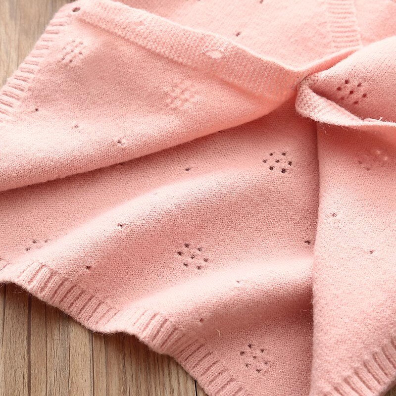 Elegant Floral V-Neck Girls Sweater - Soft Knit Pullover for Spring & Fall - Perfect for School, Parties & Casual Outfits