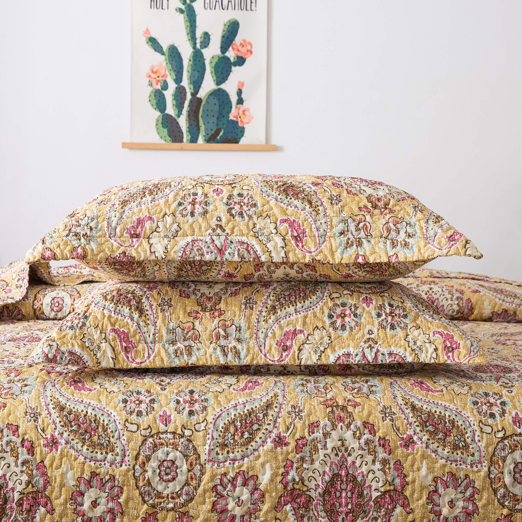 Tache King Size Bed Quilt Set - Lightweight Yellow Pink Gold Boho Floral Paisley Damask Summer Coverlet - 3 Piece Medallion Design Quilt for Bedroom Decor | Perfect for Guest Rooms, Master Bedrooms & Bohemian Style Homes