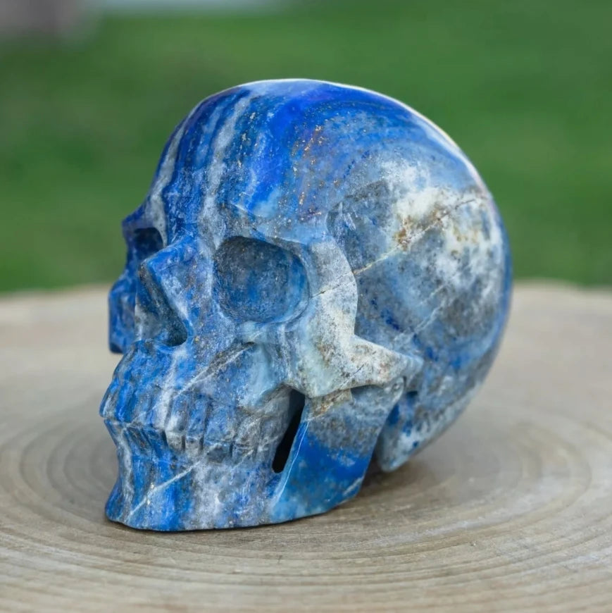 Hand Carved Natural Crystal Skull for Reiki Healing & Meditation - Spiritual Decor, Energy Cleansing, and Chakra Balancing