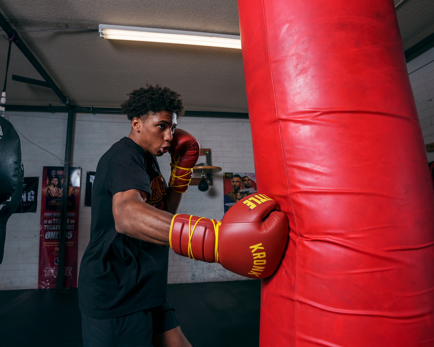 KRONK Boxing Gloves for Training - Premium Lace-Up Boxing Gloves for Men & Women - Perfect for Sparring, Heavy Bag Workouts, and Boxing Gym Training