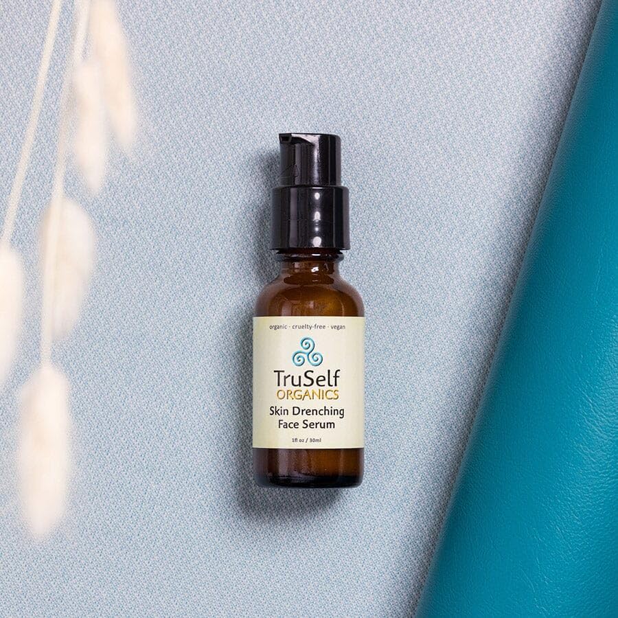 Hydrating Face Serum for Glowing Skin - Anti-Aging & Moisturizing Treatment for Dry Skin - Day & Night Use for Radiant Complexion