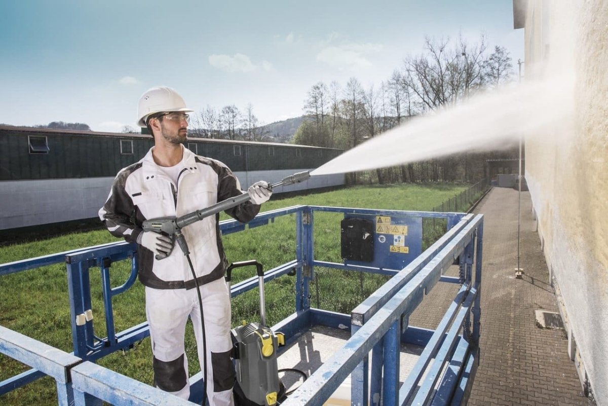 Commercial Cold Water Pressure Washer HD 1.8 GPM 3000 PSI - Heavy Duty Cleaning for Driveways, Decks & Outdoor Surfaces