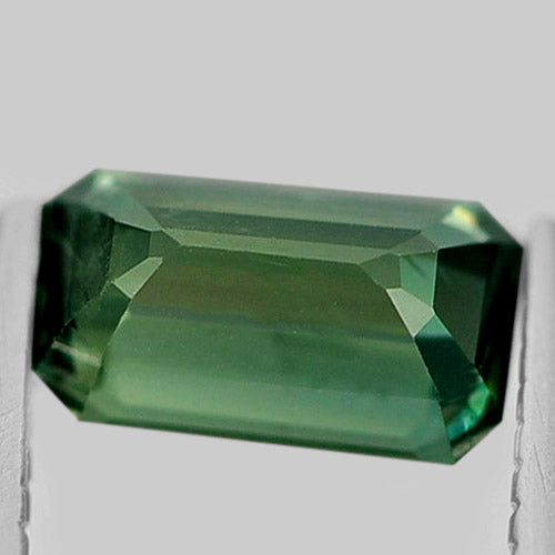 0.61ct Natural Vivid Medium Green Sapphire 6x4mm Emerald Cut Loose Stone - September Birthstone, VS Clarity - Perfect for Engagement Rings, Fine Jewelry & Gemstone Collections