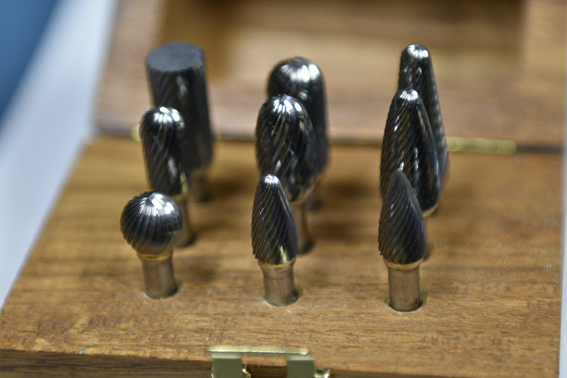1PC Tungsten Carbide Rotary Burr Set - Single Cut Carbide Burr Die Grinder Bit for Metalworking, Wood Carving & DIY Projects - Perfect for Grinding, Shaping & Deburring Metal, Wood & Plastic