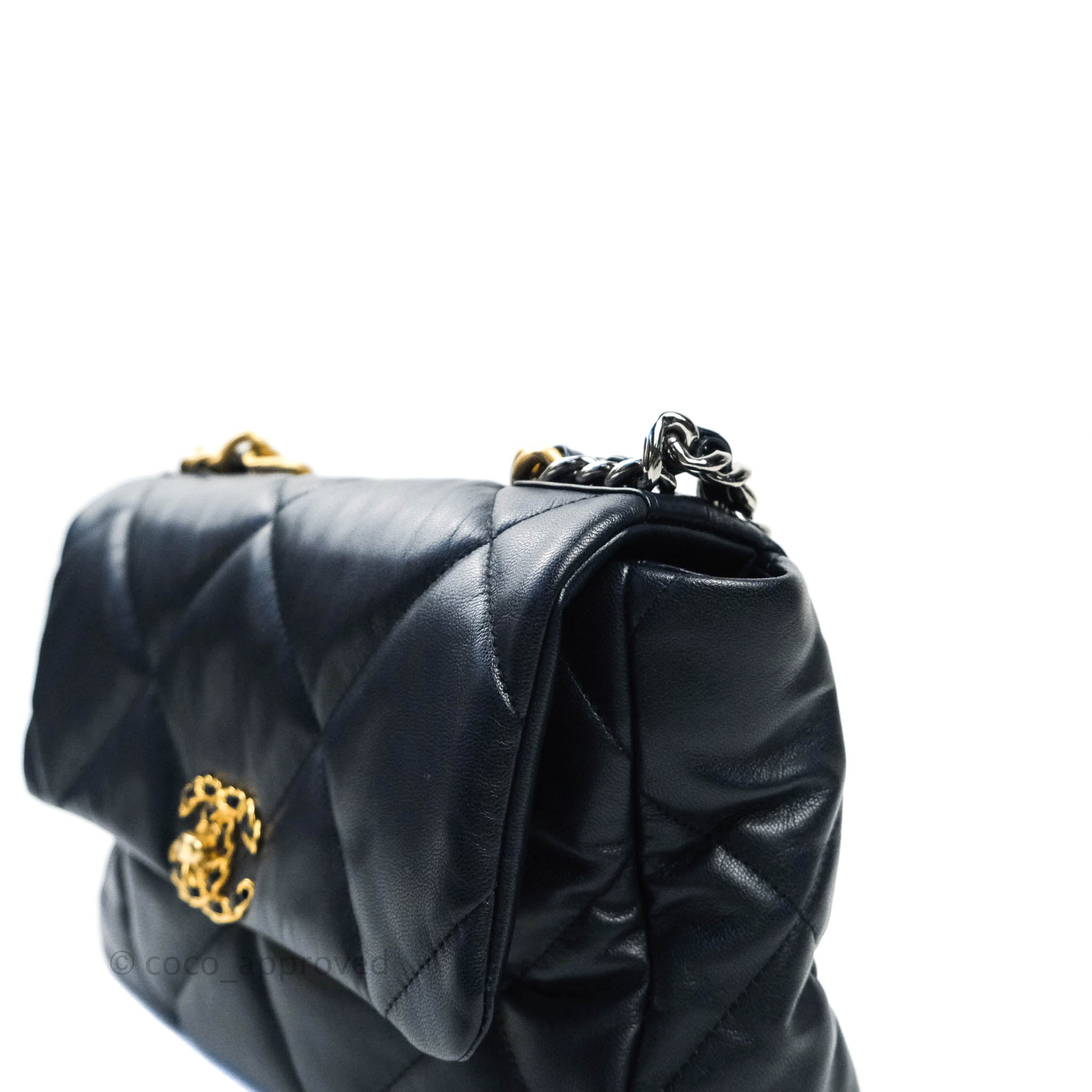 Chanel 19 Medium Flap Bag in Navy Goatskin Leather with Mixed Hardware - Luxury Designer Handbag for Women, Perfect for Work, Travel & Evening Events