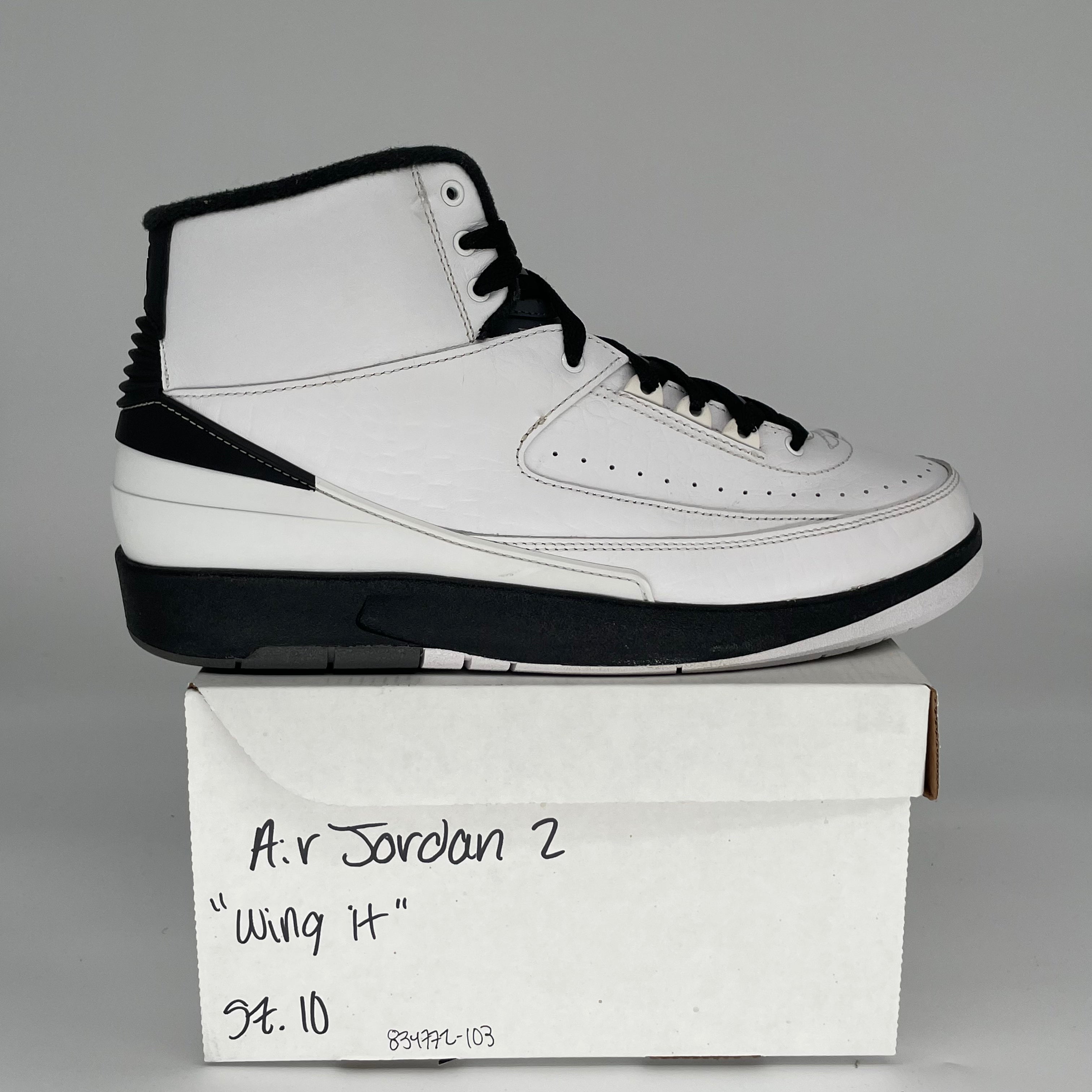Original Air Jordan 2 Retro 'Wing It' White/Black Size 10 Men's Basketball Shoes 834272-103 - Perfect for Streetwear & Court Performance