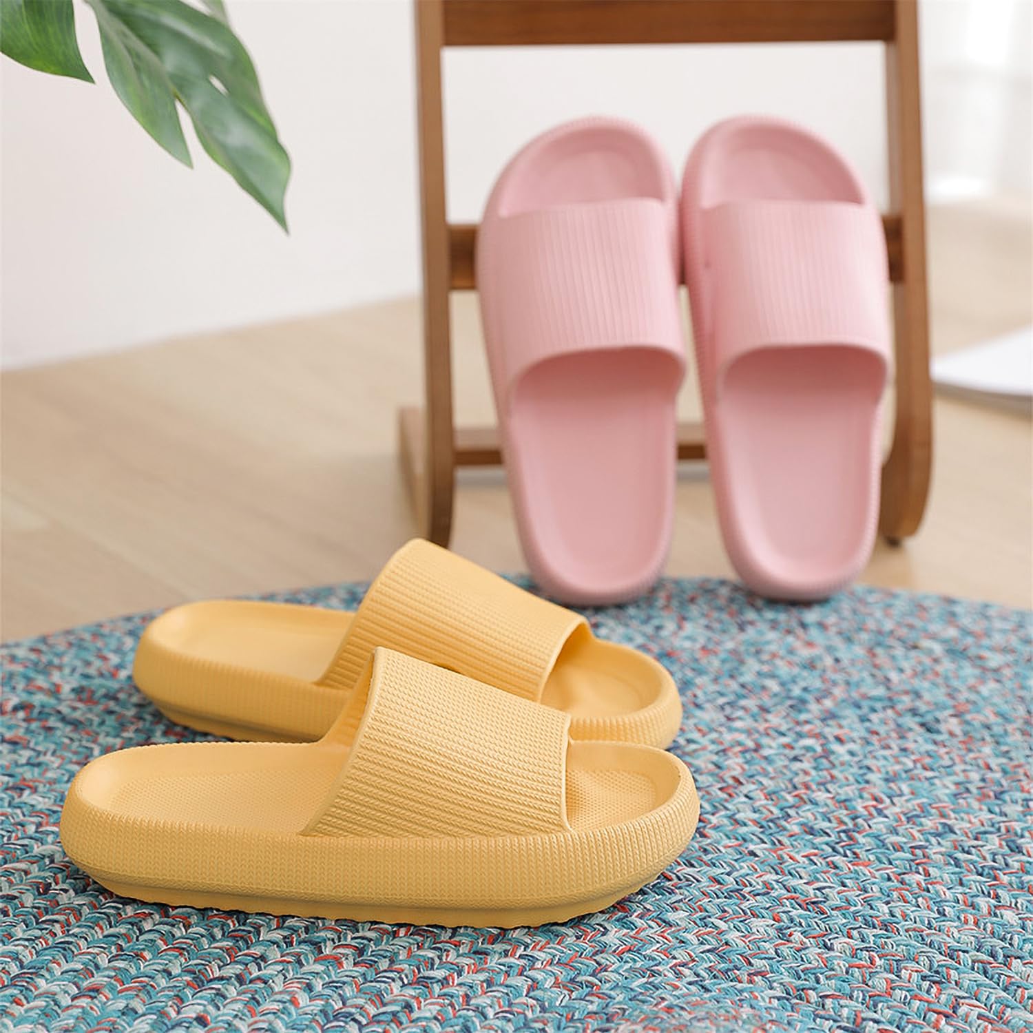 VONMAY Cloud Slides for Men and Women - Quick Drying Pillow Slippers with Non-Slip Sole & Cushioned Support - Perfect for Shower, Pool, Beach, and Indoor Comfort