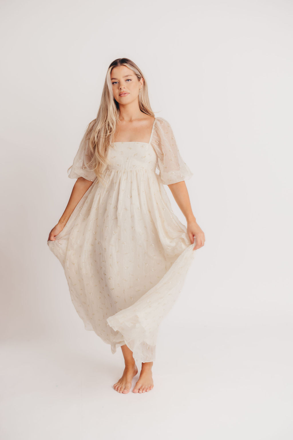 Butter Floral Smocked Maternity Maxi Dress - Bump Friendly, Inclusive Sizing S-3XL for Pregnancy, Baby Showers & Summer Vacations