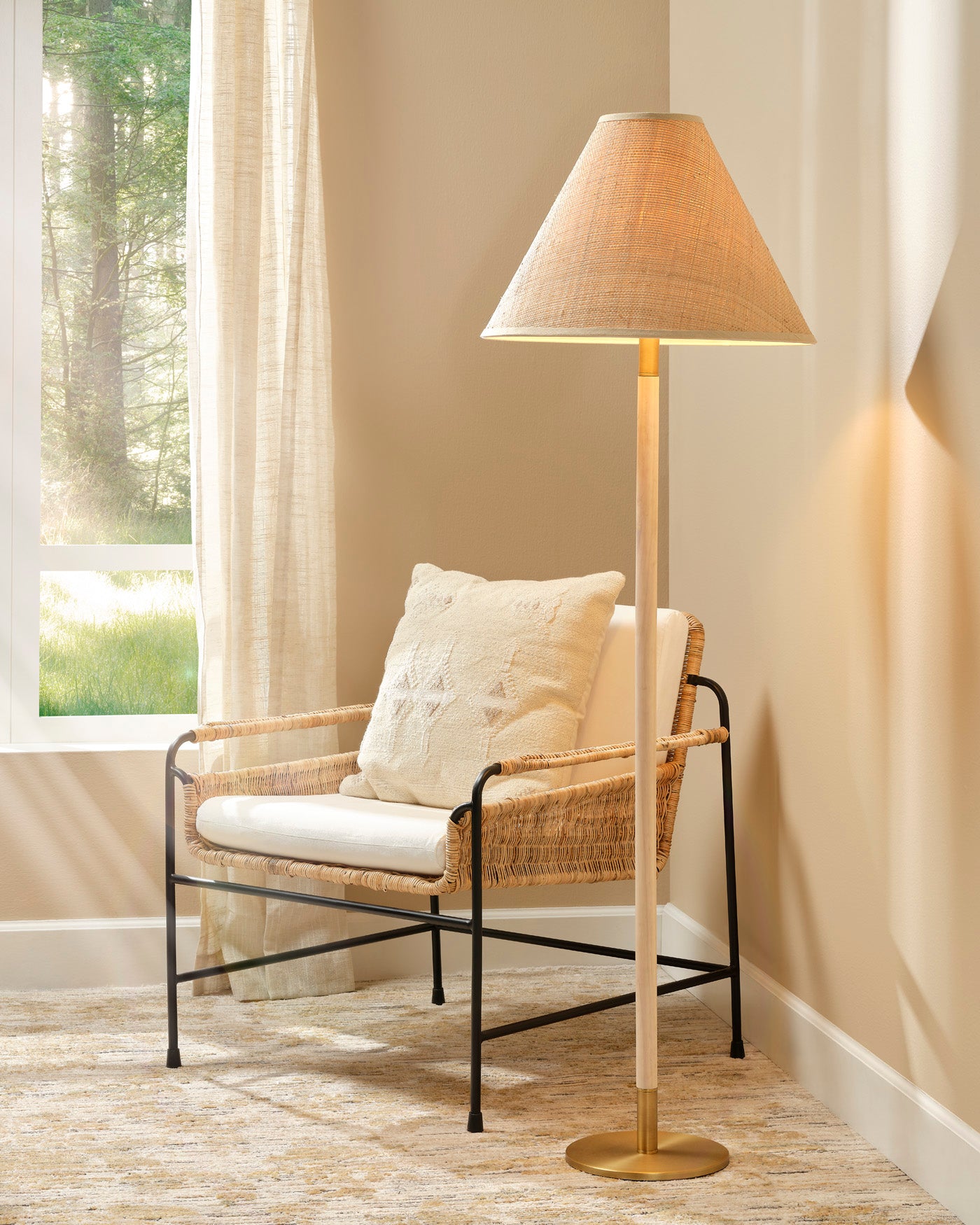 Palermo Lounge Chair - Modern Accent Chair for Living Room, Bedroom & Office - Comfortable Upholstered Armchair with Wooden Legs - Perfect for Relaxing, Reading & Decorating Your Home