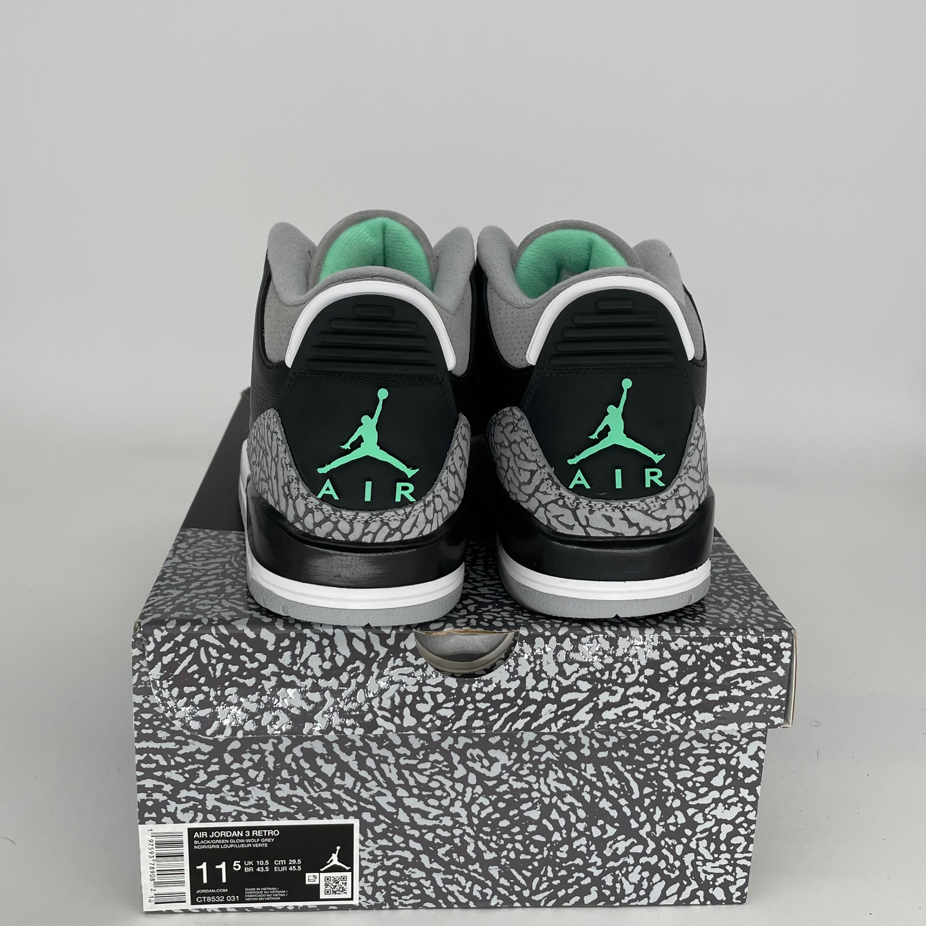 AIR JORDAN 3 Retro Green Glow Men's Basketball Shoes Size 11.5 (CT8532-031) - Perfect for Streetwear & Sneaker Collectors