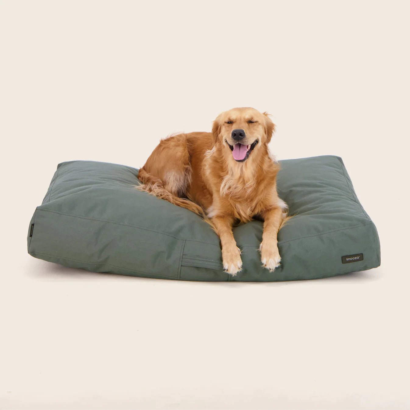 D1000 Waterproof Outdoor Dog Bed - Breathable & Durable Eucalyptus Fiber - Perfect for Patio, Backyard & Camping Use