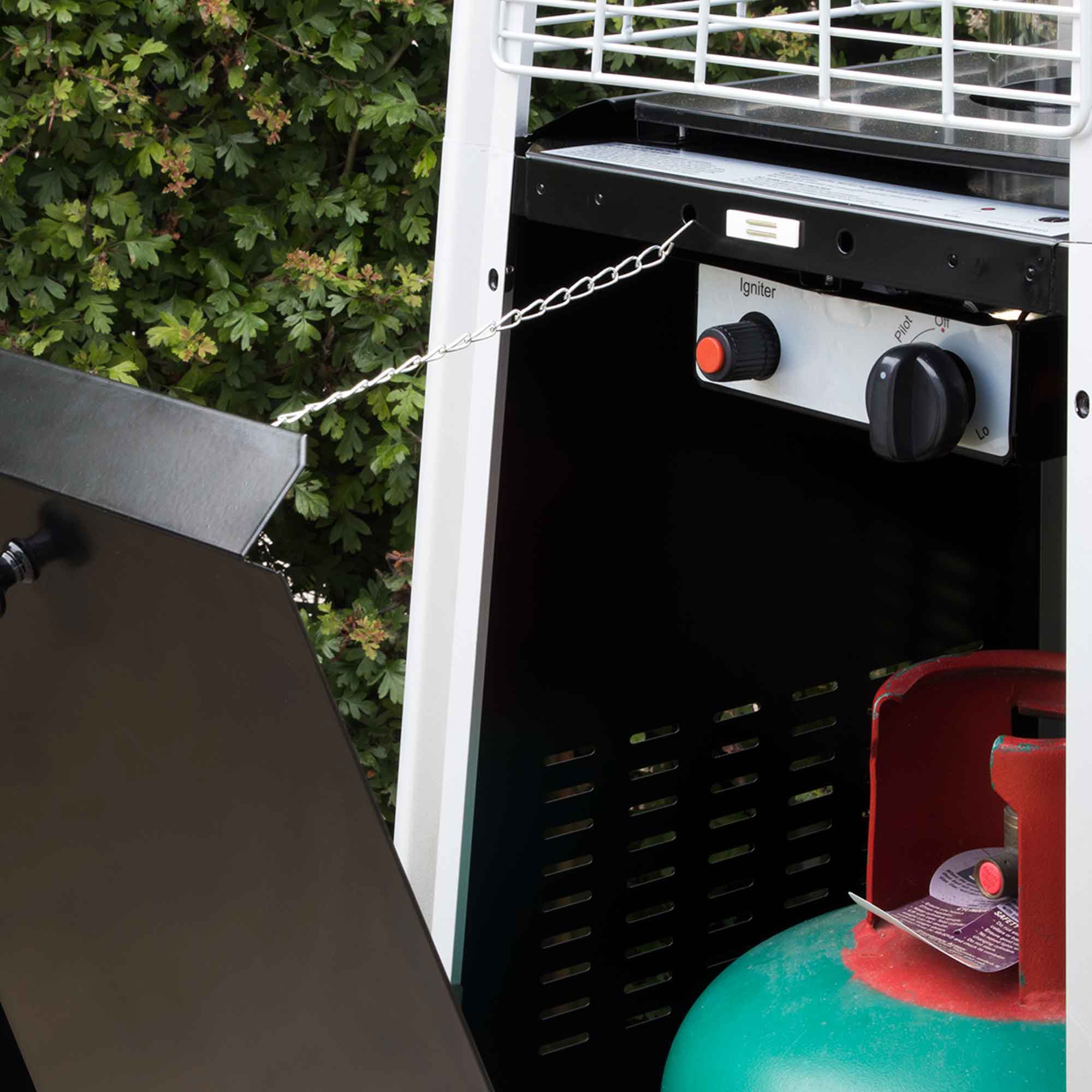 Pyramid Gas Patio Heater 13kW Outdoor Propane Heater - Black DG98 for Backyard, Deck, Garden & Restaurant Heating