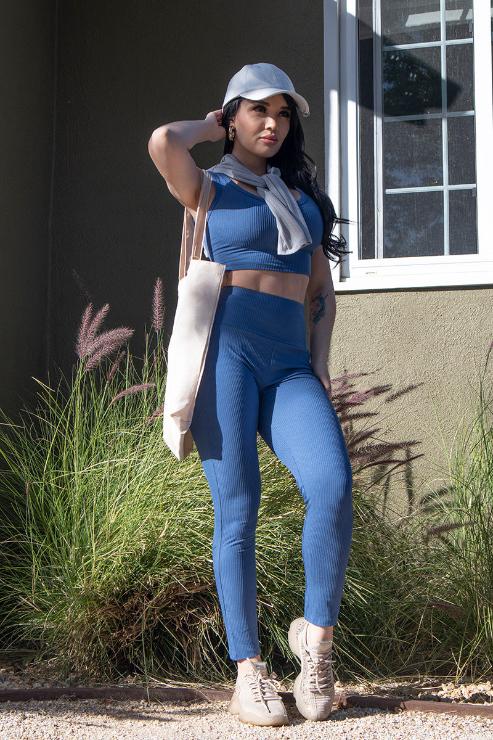 Stylish Ribbed Crop Top & High-Waisted Leggings Set for Women | Trendy Workout Outfit & Casual Streetwear | Perfect for Yoga, Gym, and Everyday Wear