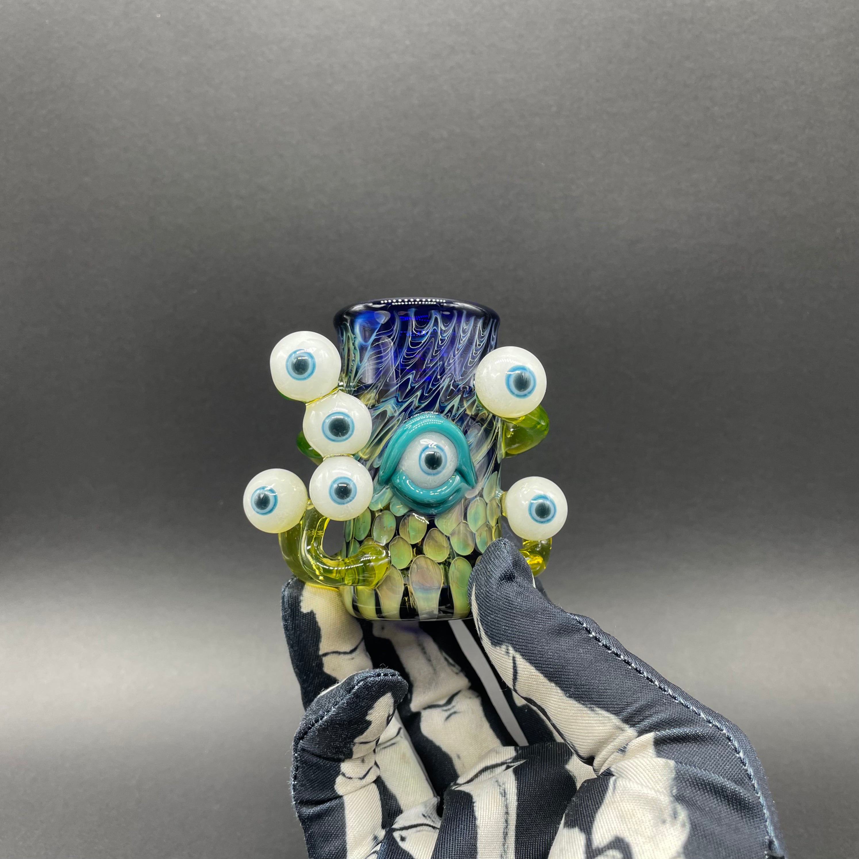 Funny Eye Stalk Shot Glass - Unique Novelty Drinking Cup for Parties, Halloween & Gifts - Perfect for Cocktails, Liquor & Bar Accessories