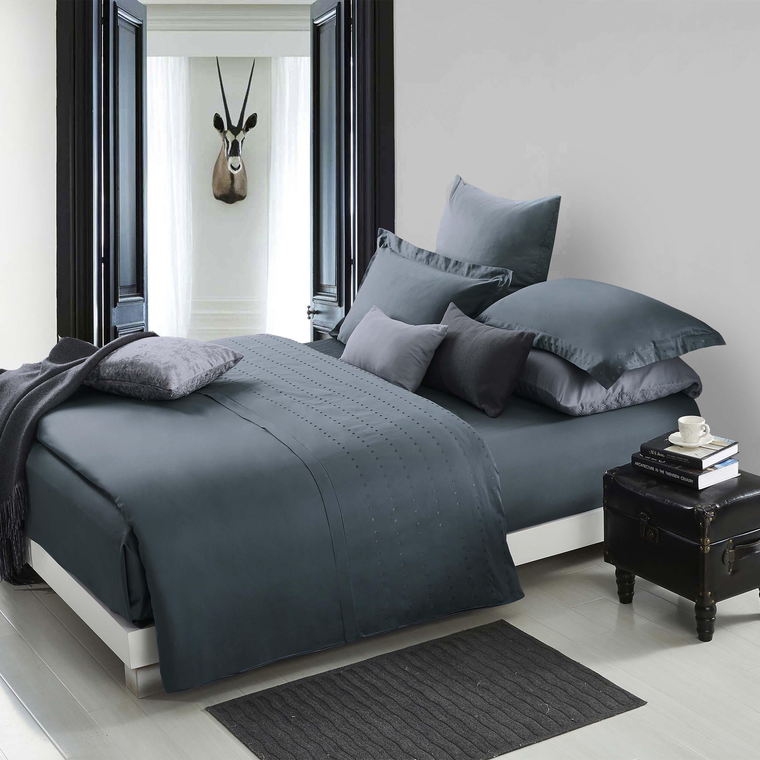 Brandon Diamond Embroidered 100% Cotton Duvet Cover Set - Queen Size Luxury Bedding for Master Bedroom & Guest Room Decor