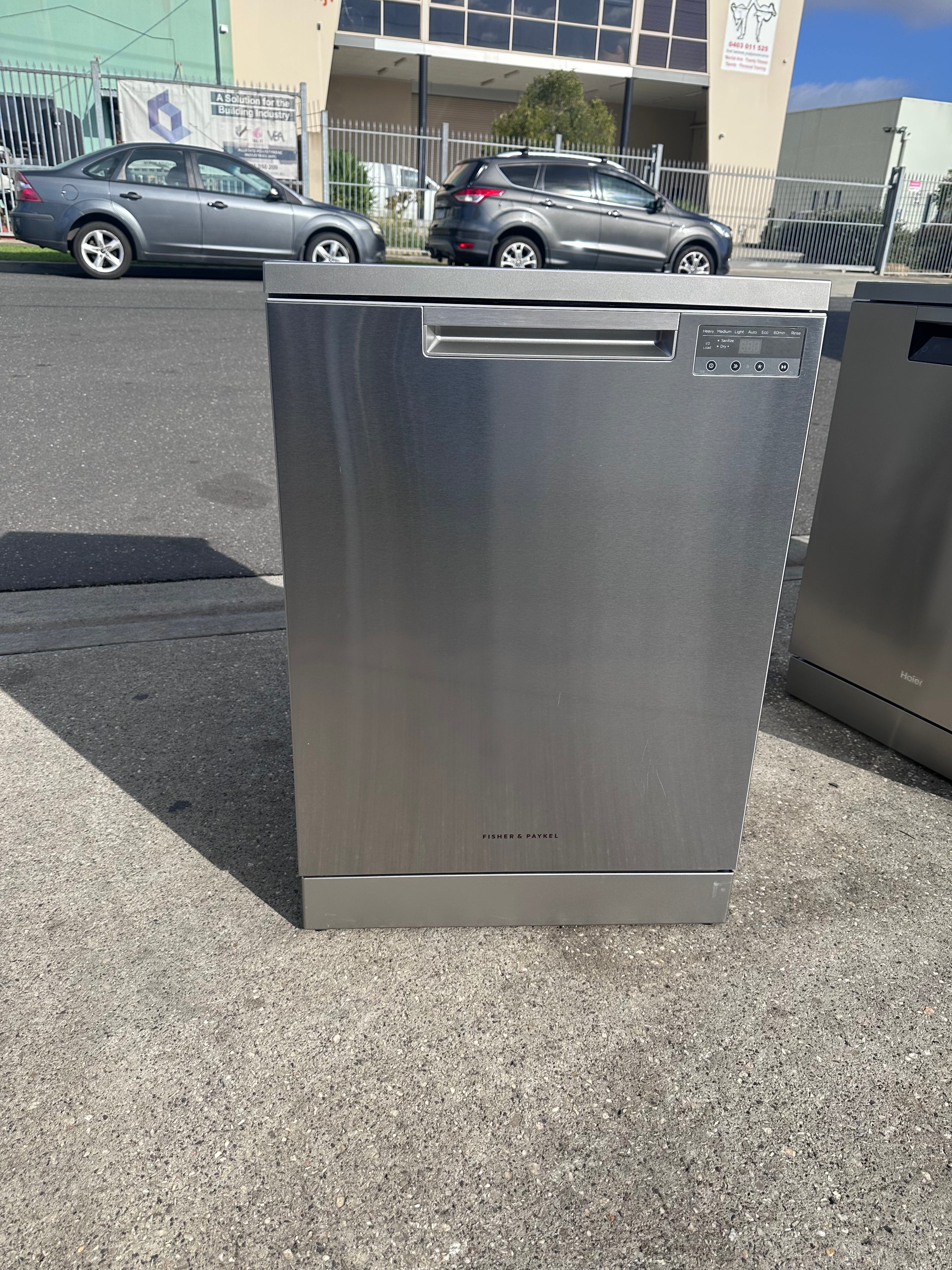 Fisher & Paykel Stainless Steel Dishwasher - Certified Refurbished | Energy Efficient & Quiet Operation | Perfect for Small Kitchens & Apartments