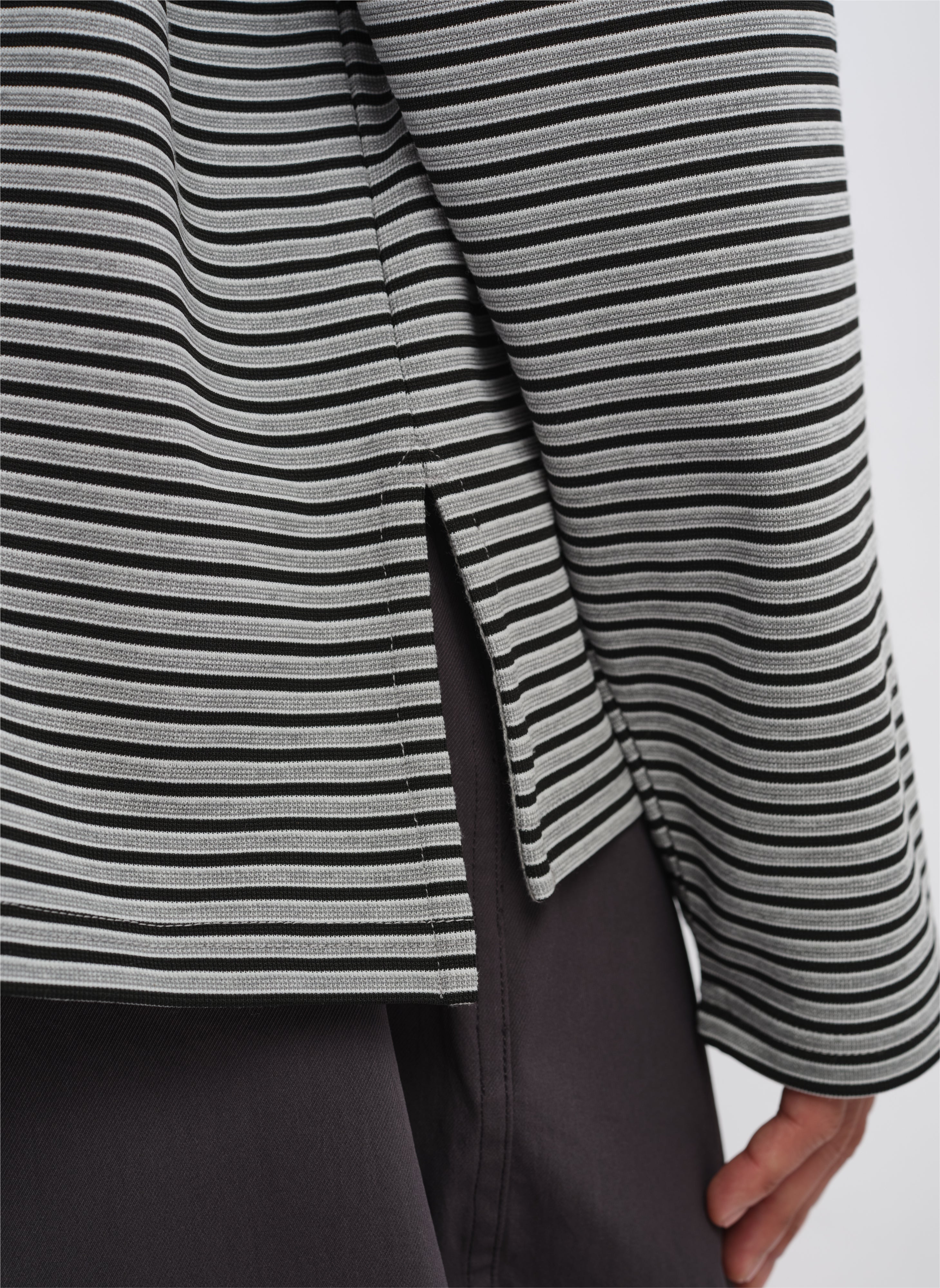 Stylish Jacquard Long Sleeve Border Top for Women - Elegant Floral Print Blouse for Casual Wear, Office & Date Nights