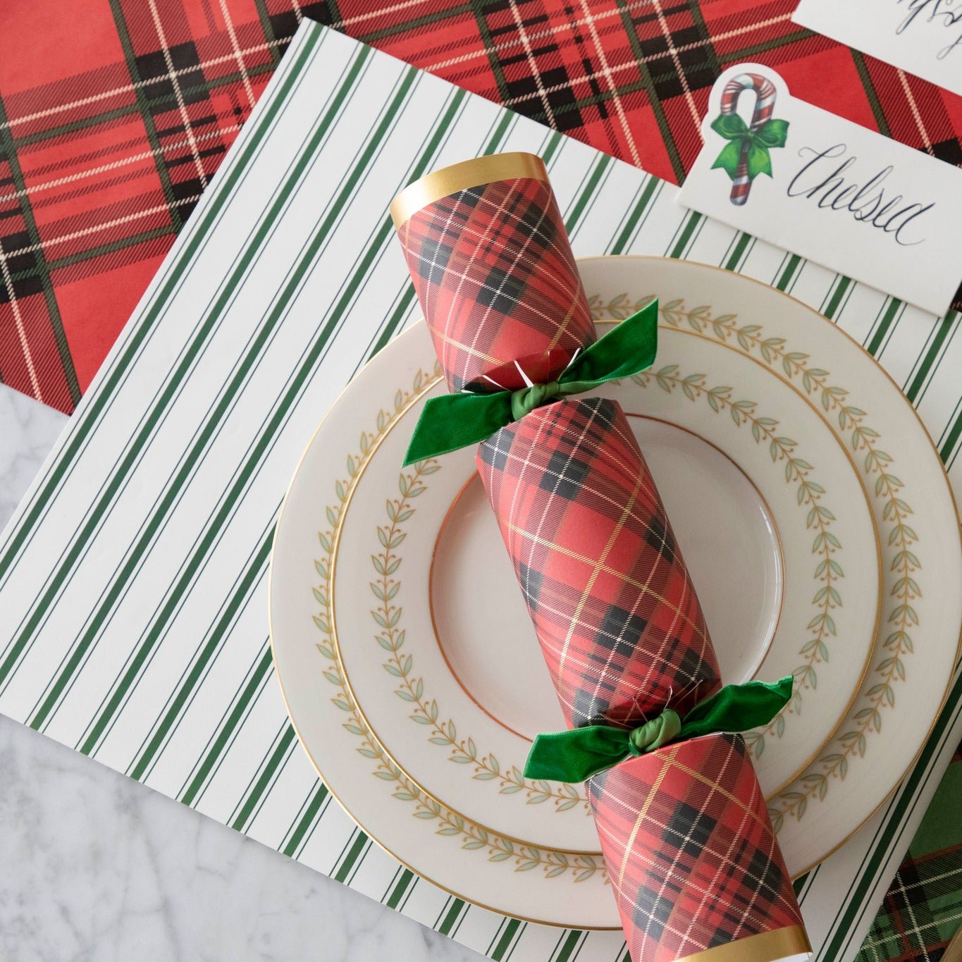 Eco-Friendly Green Ribbon Stripe Placemat Set - Washable & Durable Table Mats for Dining, Kitchen, and Party Decor - Perfect for Everyday Use and Special Occasions