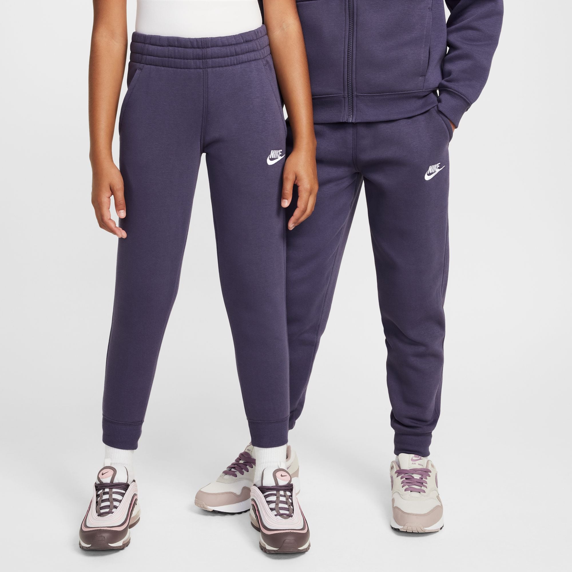Nike Youth Club Fleece Hoodie & Jogger Set for Boys and Girls - Comfortable Kids' Loungewear for School, Play & Outdoor Activities