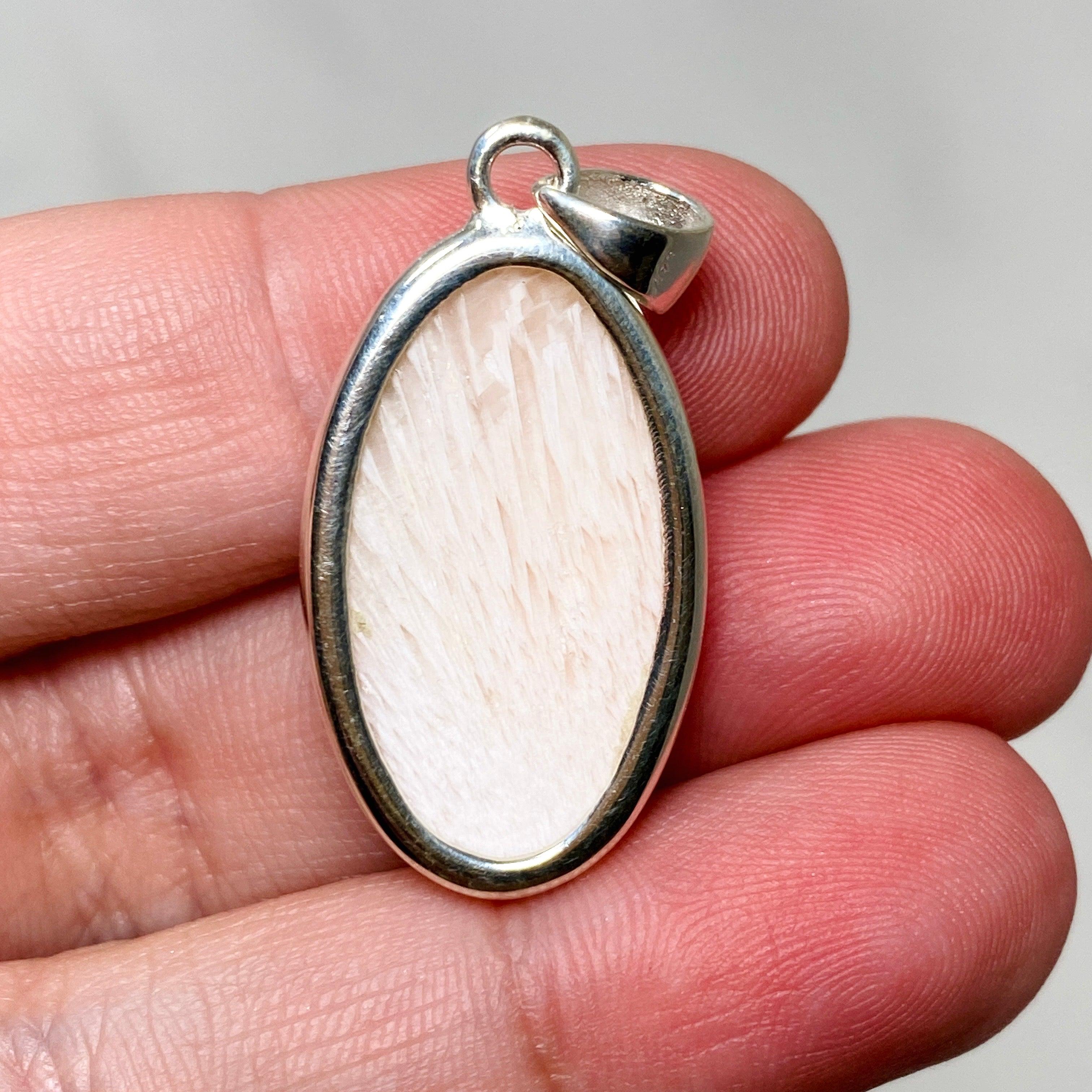 Natural Peach Scolecite Oval Pendant Necklace - Healing Crystal Jewelry for Women - Perfect for Meditation, Energy Balancing & Spiritual Gifts