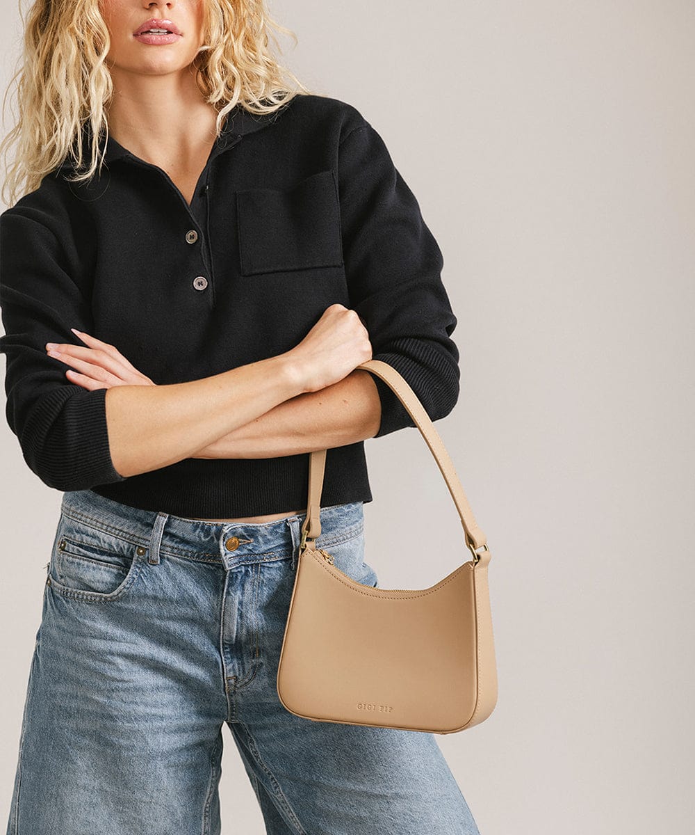 Lyra Classic Handbag for Women - Stylish Leather Shoulder Bag Purse - Perfect for Work, Travel & Everyday Use