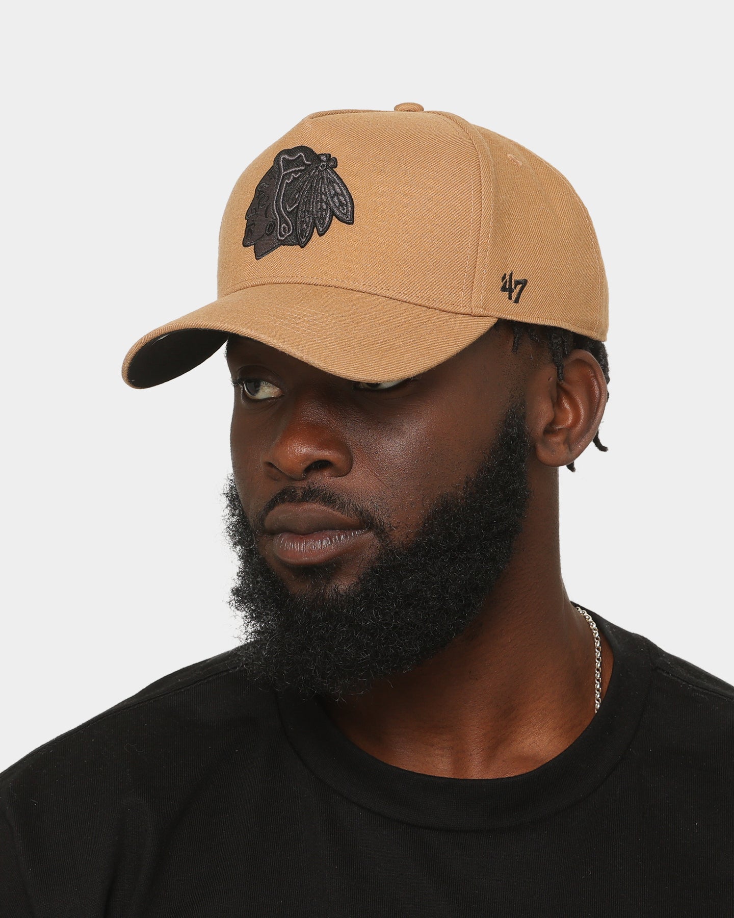 47 Brand Chicago Blackhawks Replica '47 MVP DT Snapback Camel Hat - Official NHL Licensed Adjustable Baseball Cap for Men & Women - Perfect for Sports Fans, Game Day & Streetwear Fashion