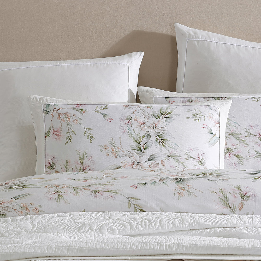 Amandaline Ivory Quilt Cover Set - Super King Size Luxury Bedding | Soft & Breathable Cotton Duvet Cover for Master Bedroom, Guest Room & Hotel Use
