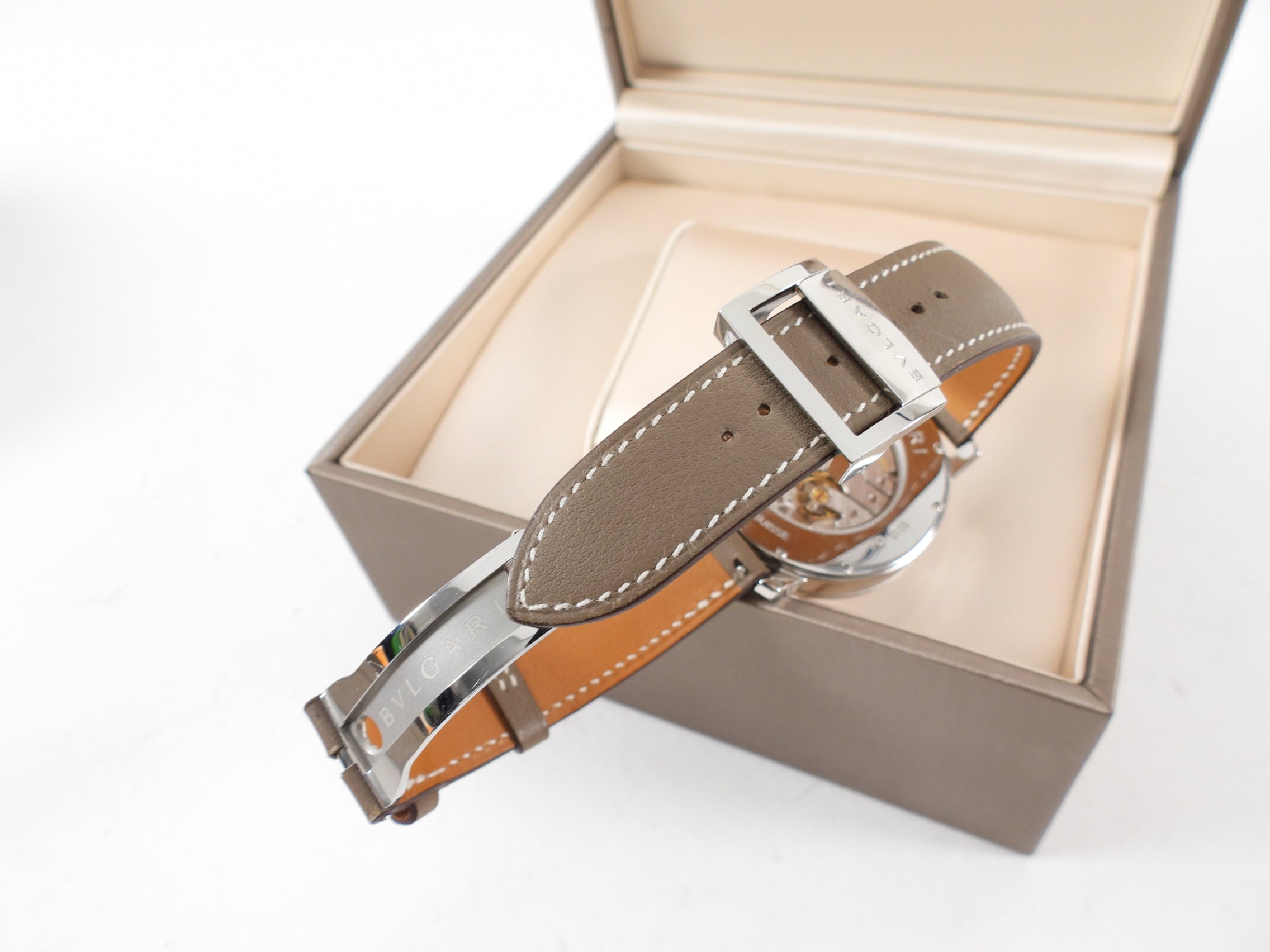 Bvlgari Calibro 43mm Stainless Steel Automatic Power Reserve Men's Watch 101870 - Luxury Dress Watch for Business & Formal Occasions