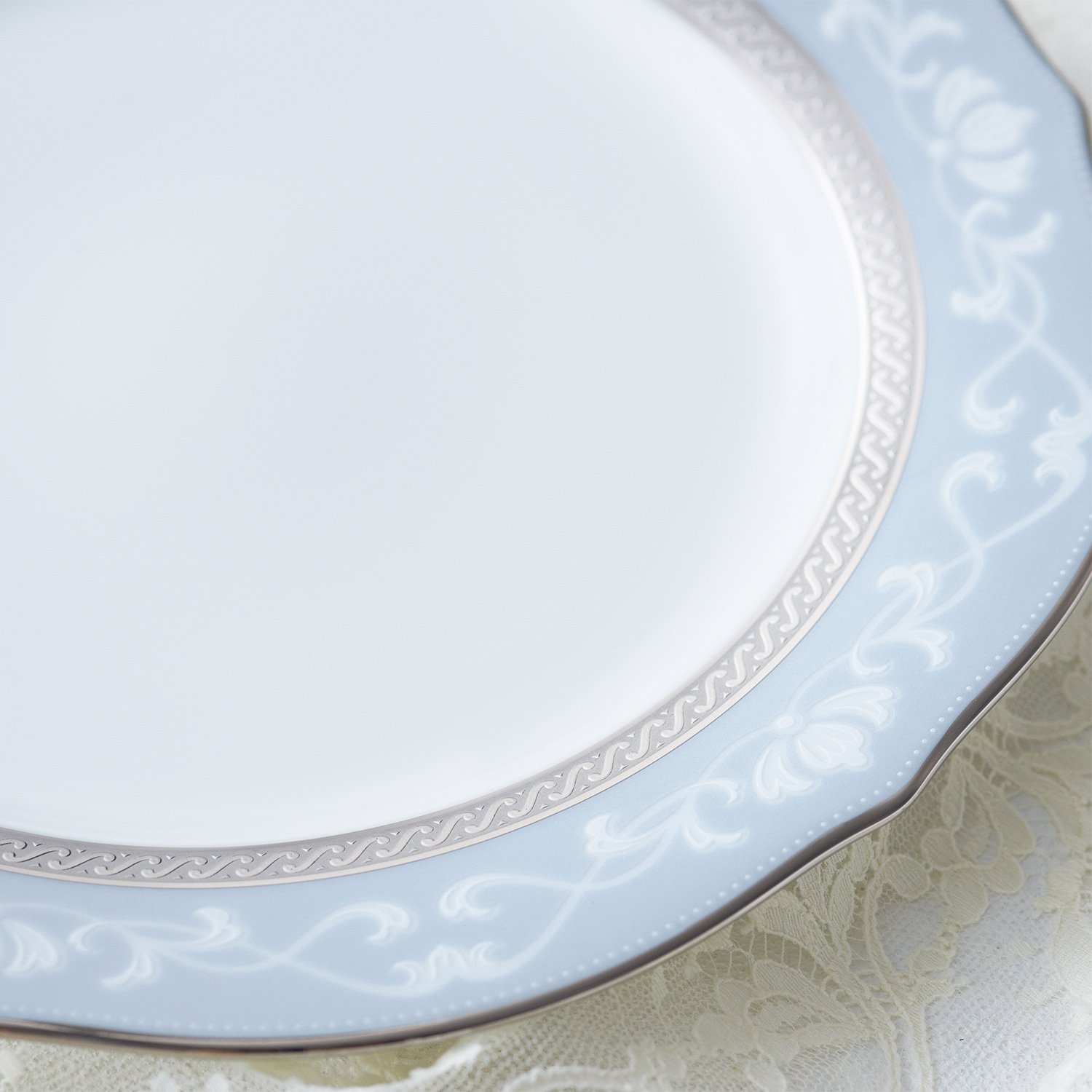 Noritake Hampshire Platinum Fine Porcelain Accent Plates (Set of 2) - 9.1 Inch (23 cm) Elegant Dinnerware for Formal Dining & Special Occasions