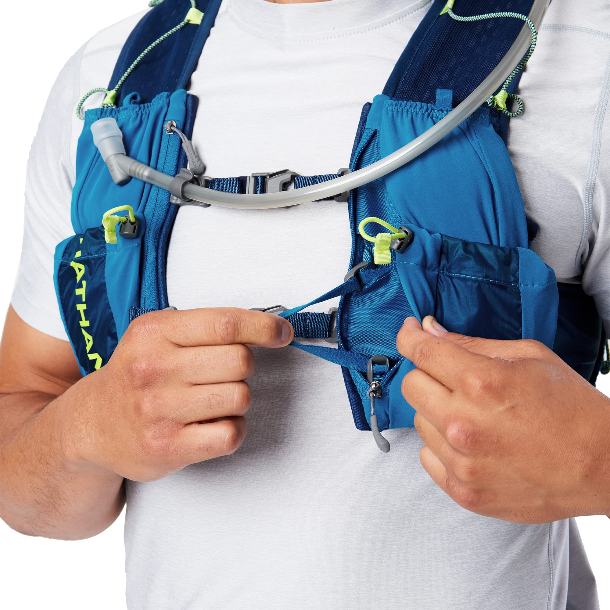 Nathan Vapor Air 3.0 Hydration Vest - 7L Capacity with 2L Water Bladder, Breathable Air Mesh Shoulder Straps, Multiple Storage Pockets | Perfect for Running, Hiking & Outdoor Adventures