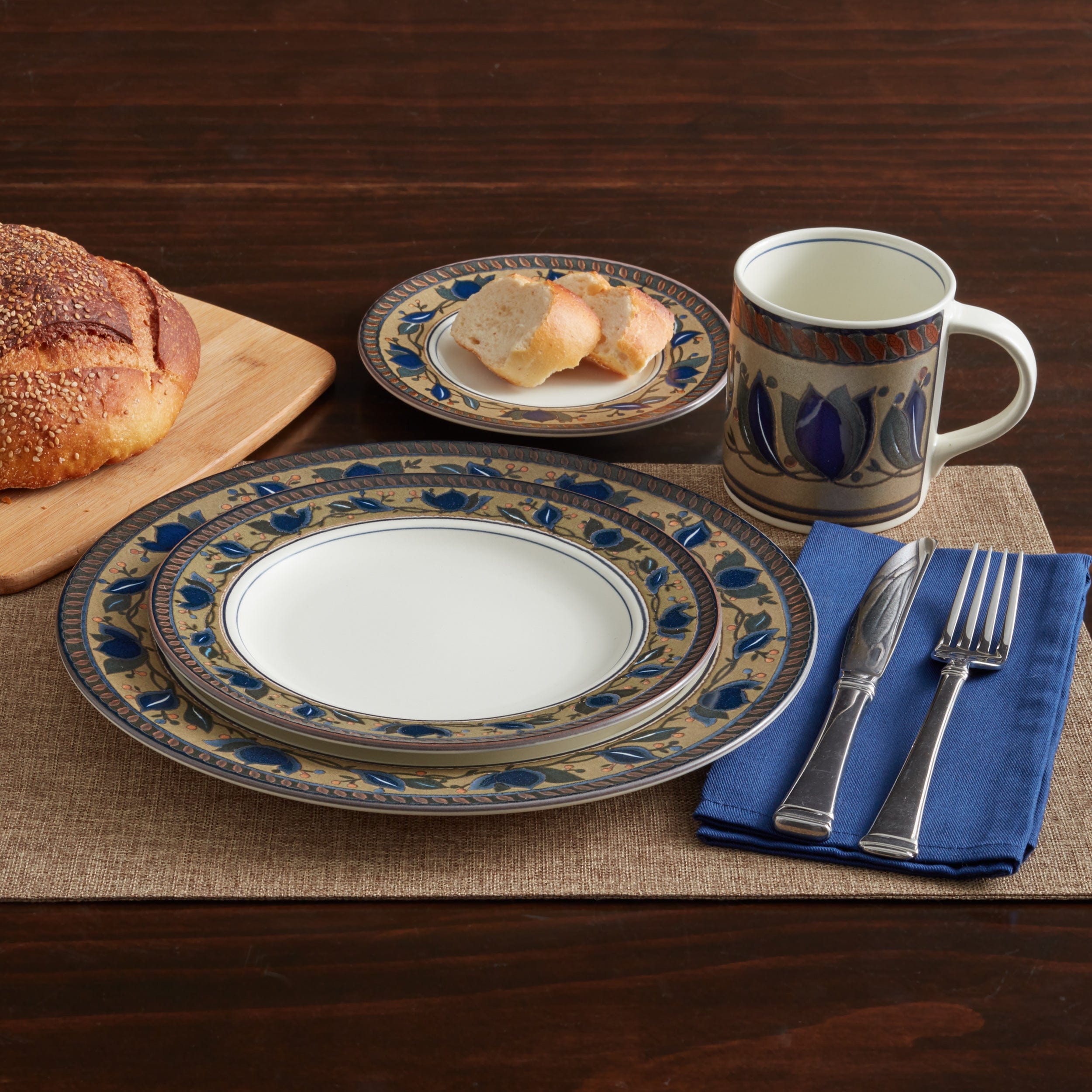 Arabella® Elegant 10-Inch Porcelain Dinner Plate Set - Perfect for Formal Dining, Wedding, and Holiday Gatherings