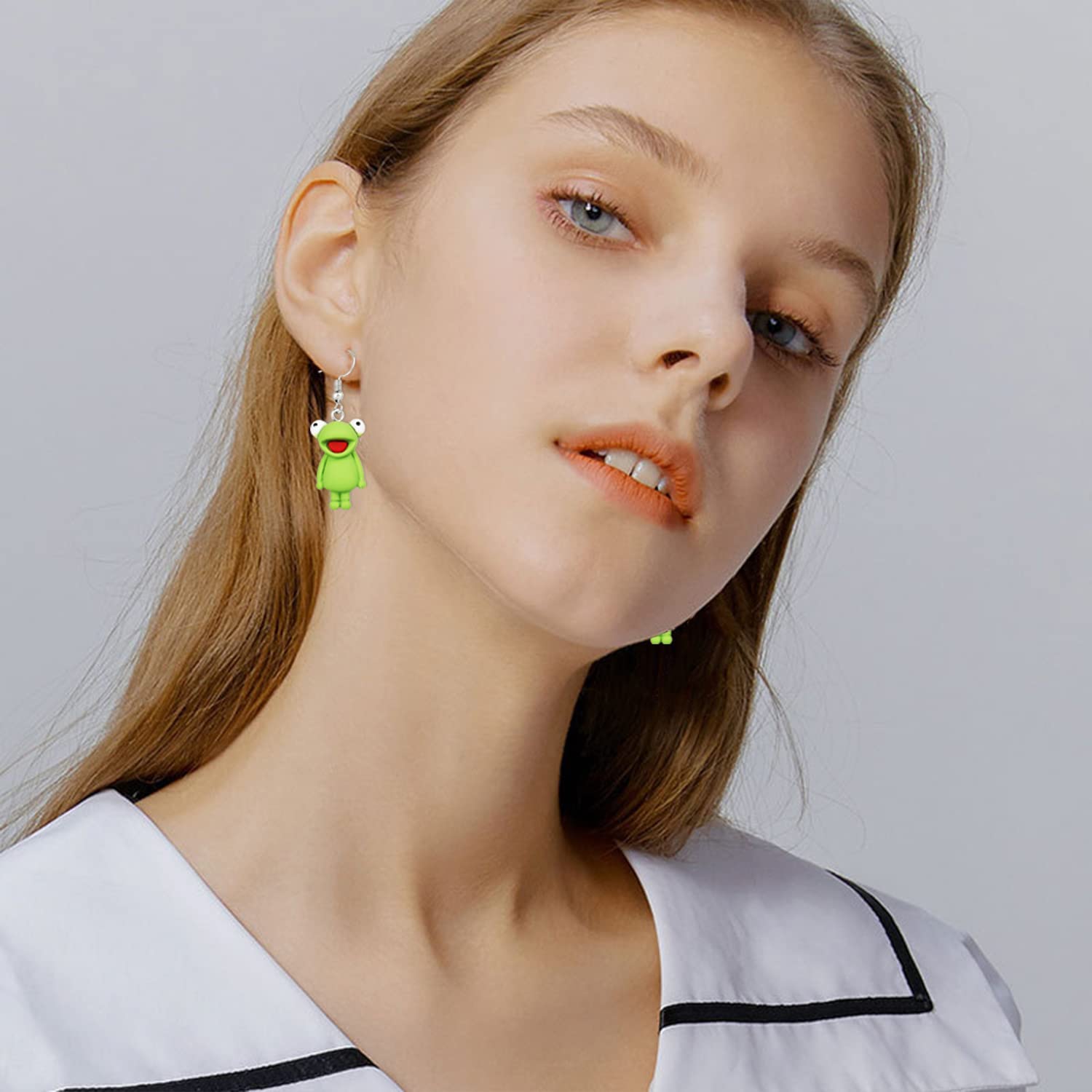 Creative Funny Acrylic Frog Drop Dangle Earrings - Cute Sweet Cartoon Resin Animal Jewelry for Women & Girls - Unique Fashion Accessories Gift for Birthday, Party & Daily Wear