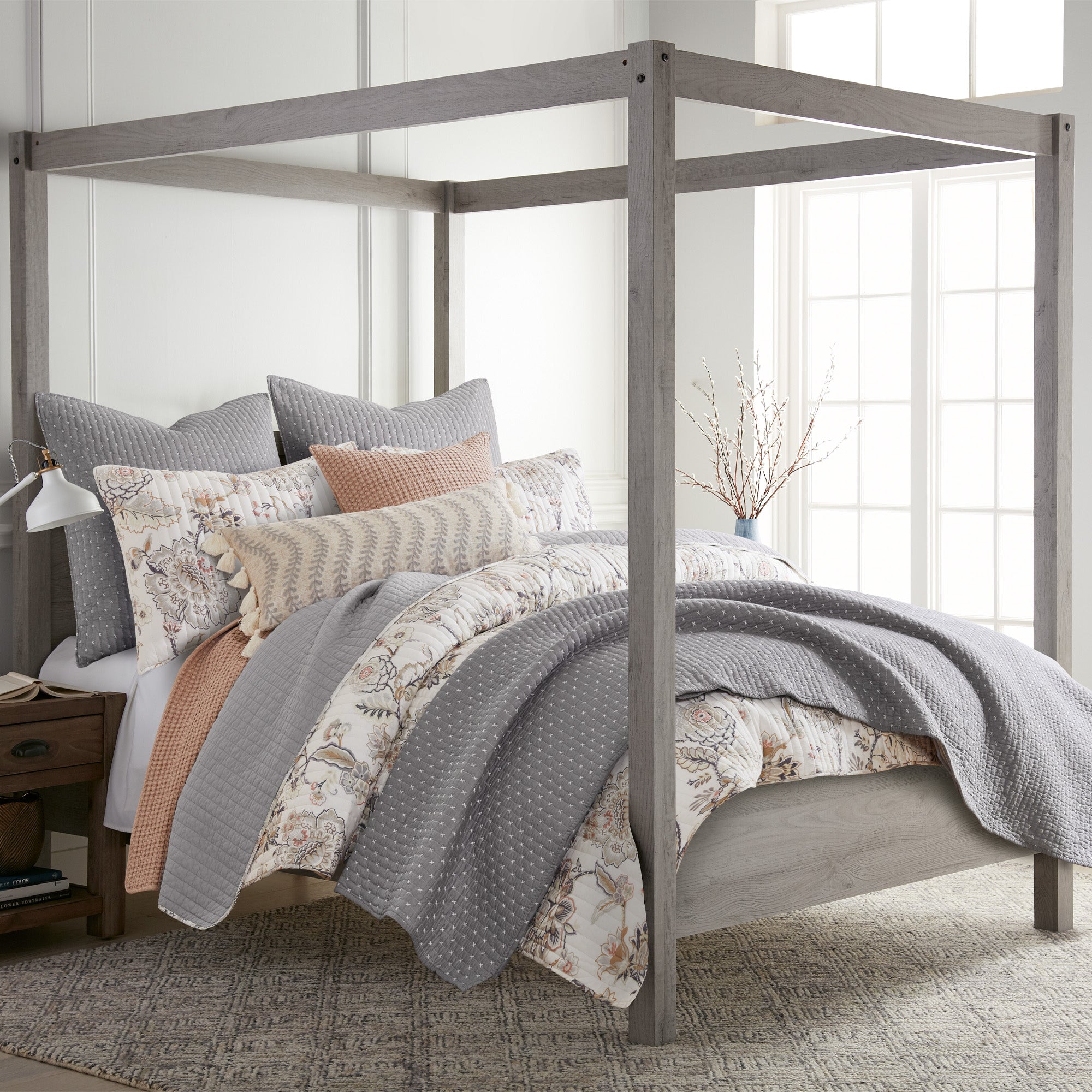 Ophelia Queen Size Quilt Set - 3 Piece Bedding Comforter with Pillow Shams, Soft Microfiber for All Seasons - Perfect for Master Bedroom, Guest Room & Cozy Home Decor