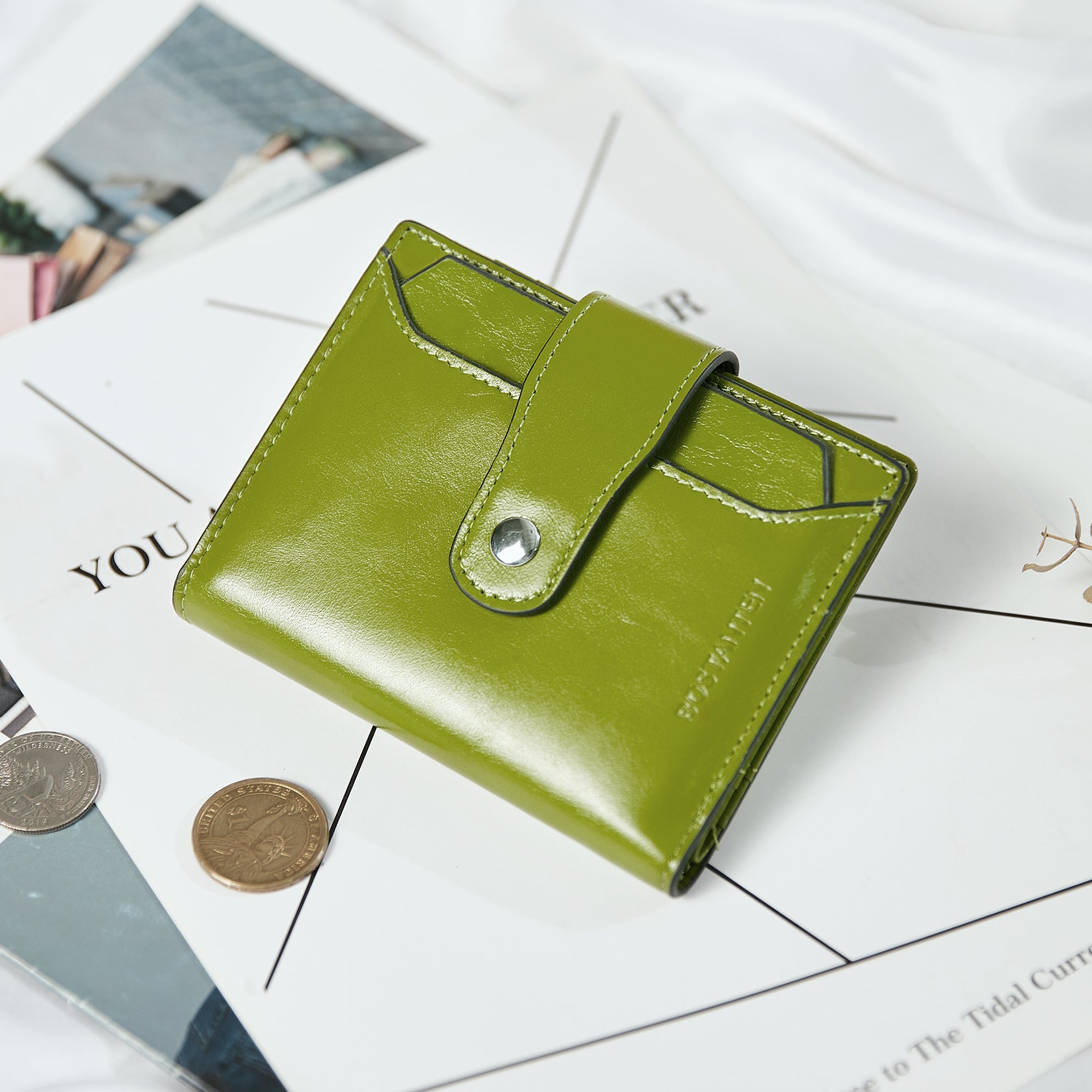 Handcrafted Genuine Leather Wallet for Men & Women - Premium Hand Tooled Bifold Wallet - Perfect for Everyday Use, Travel & Gifts
